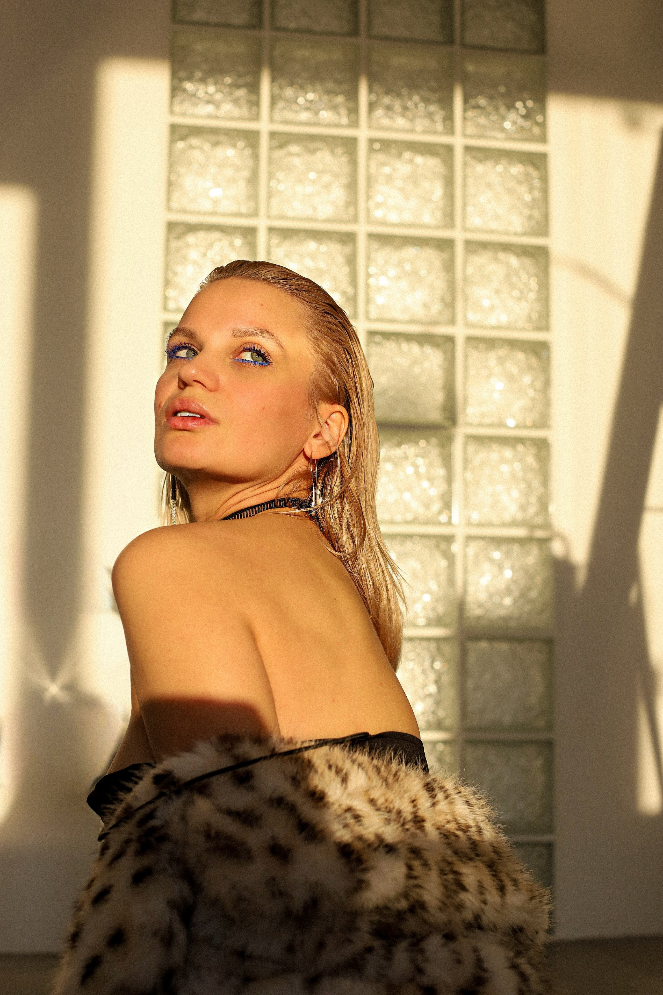 С ⁐ Ф Ь Я визуальный артист — фото видео декор графика