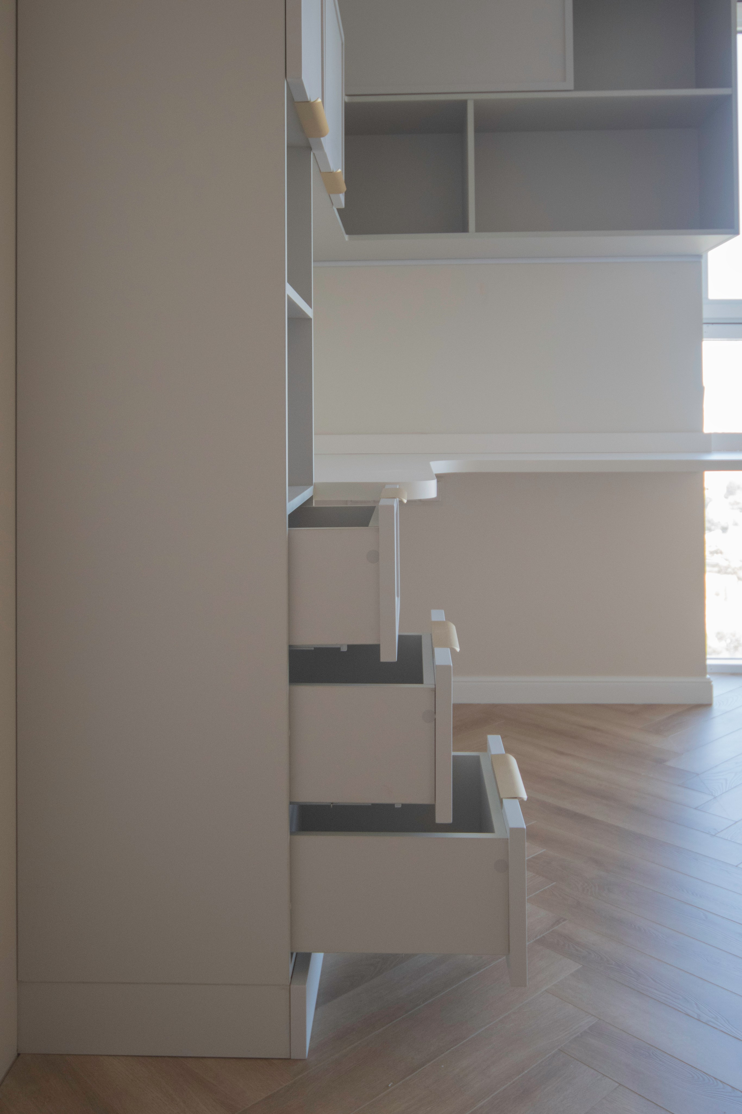 Подвесные тумбы. Пространство