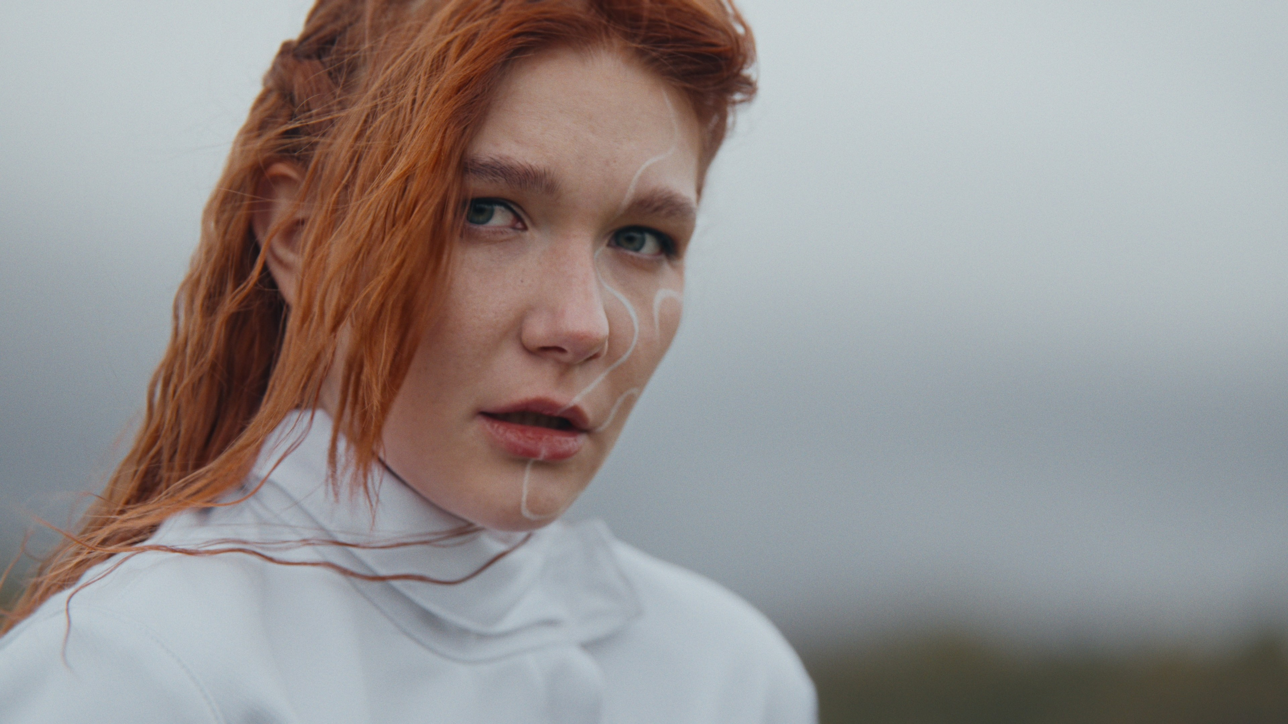 Беги (music video). Colorist Ivan Serzhanov