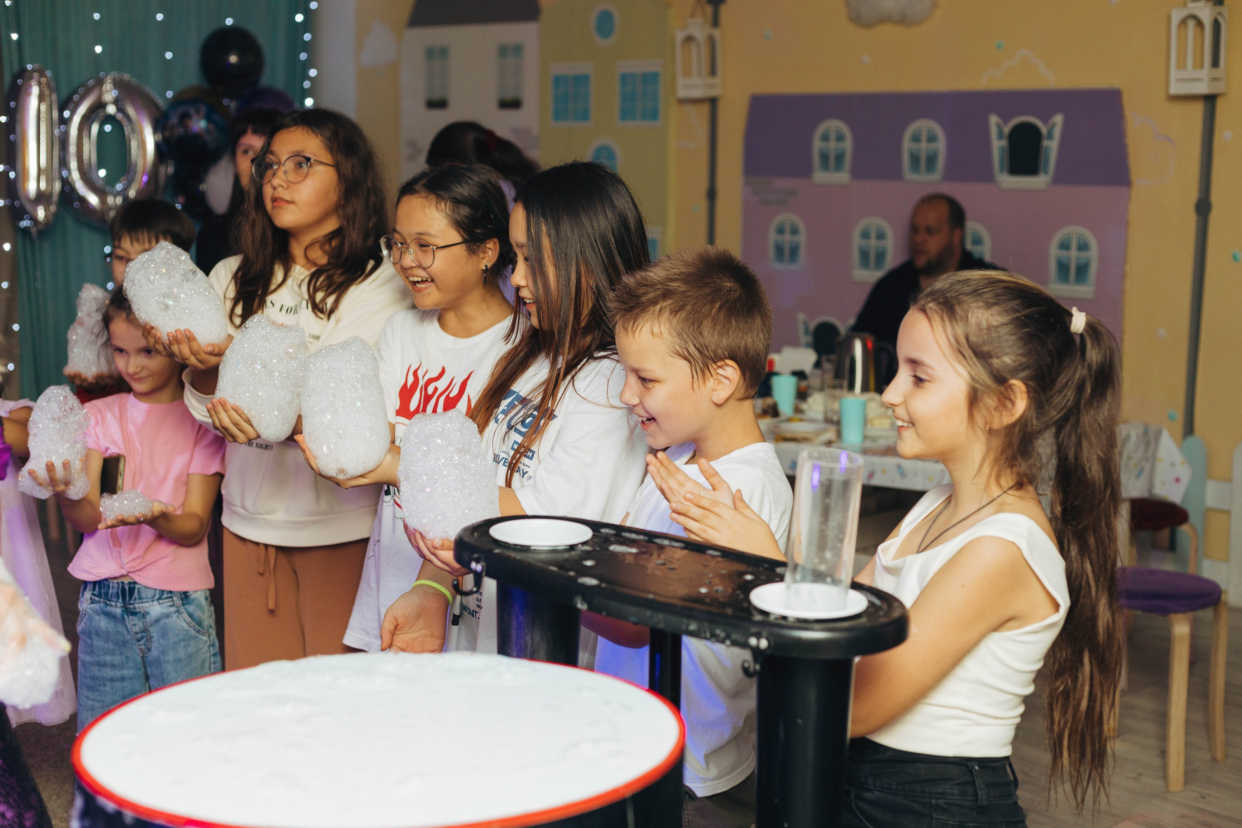 В стиле Уэнздей. Я Аракчеева Менслу — семейный и свадебный фотограф в Астрахани