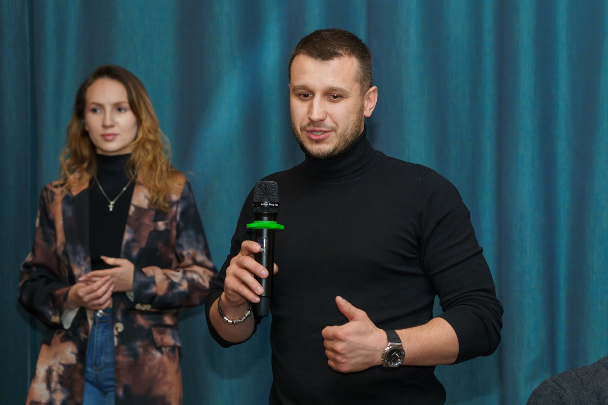 Выступление спикера. Photomantis