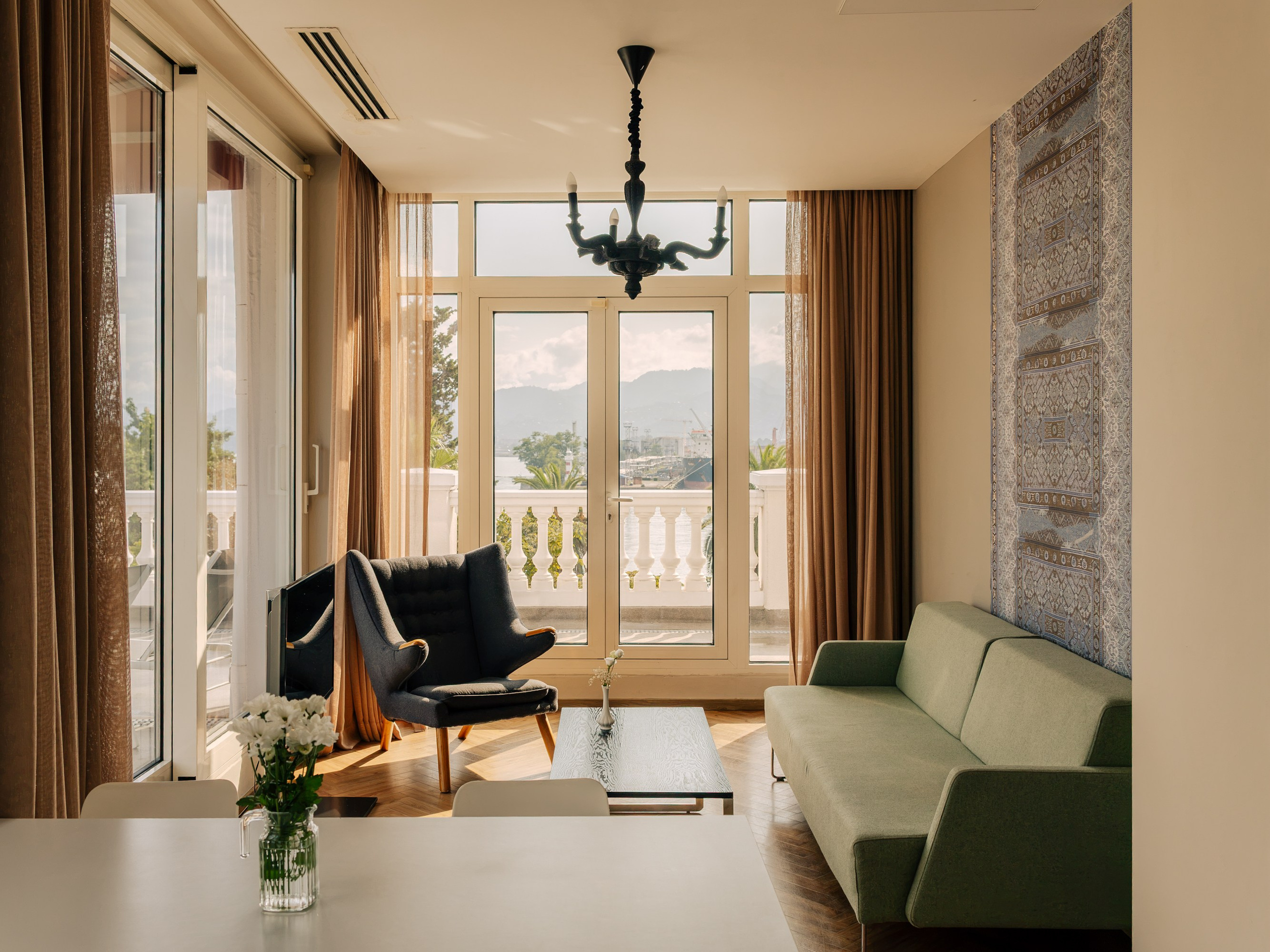 Le Port. Pavel Krasnov — Hotel, Travel & Lifestyle Photographer