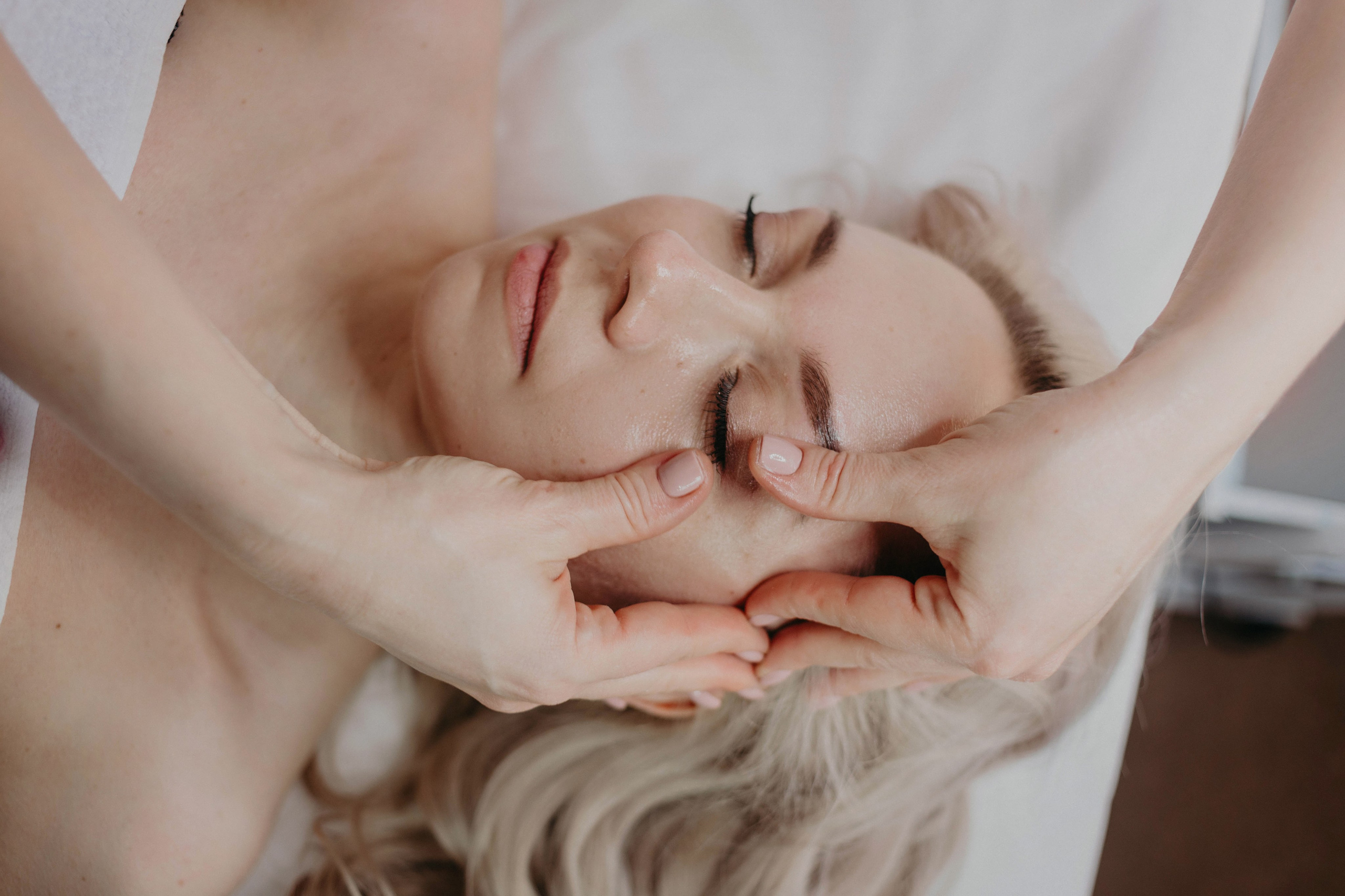 Фотоконтент 2024 за 2 часа для Косметолог. Фотограф в Краснодаре Евгения Михаевич