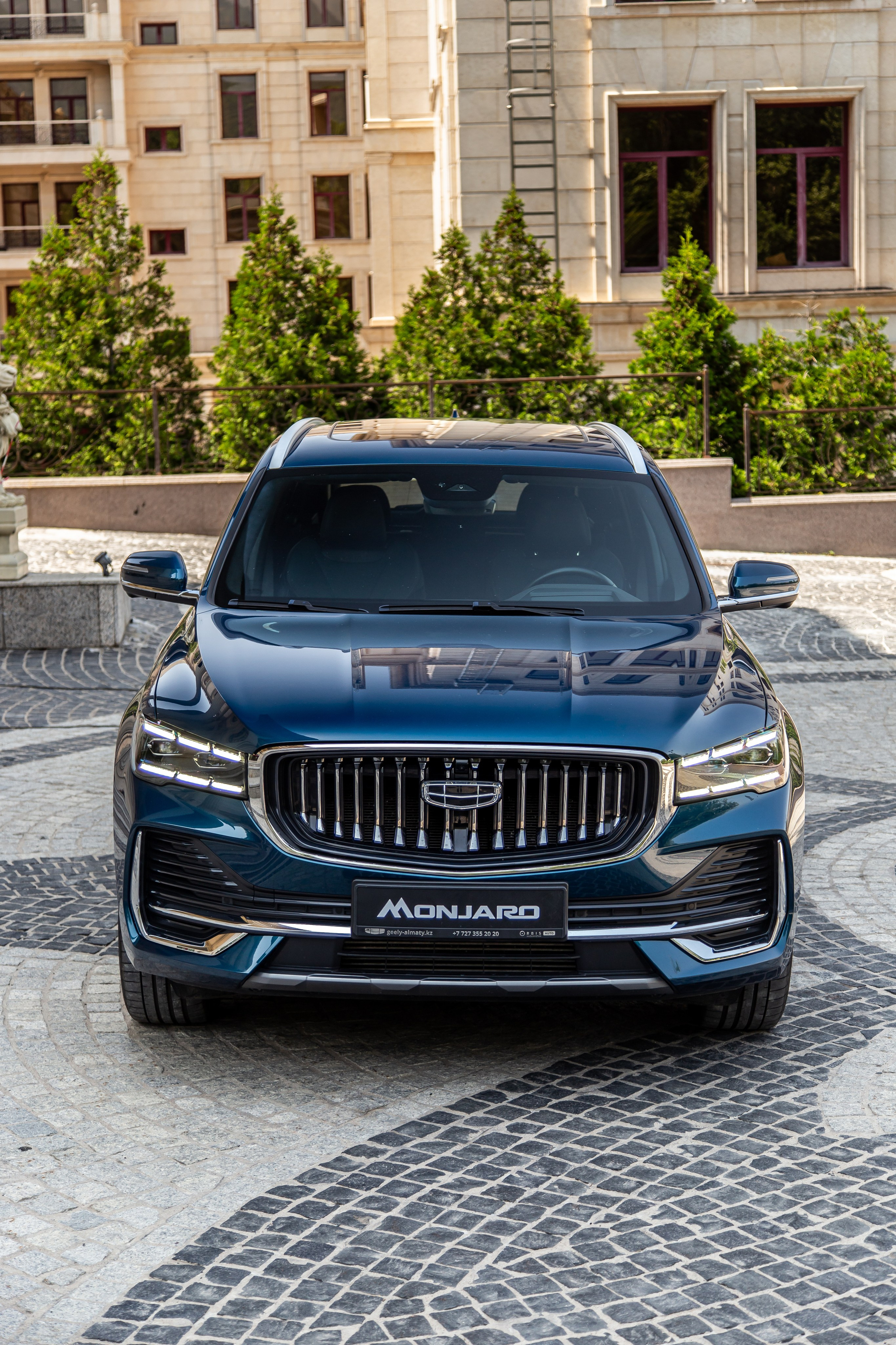 GEELY MONJARO. Рекламный и портретный фотограф в Алматы — Серекпаев Танирхан