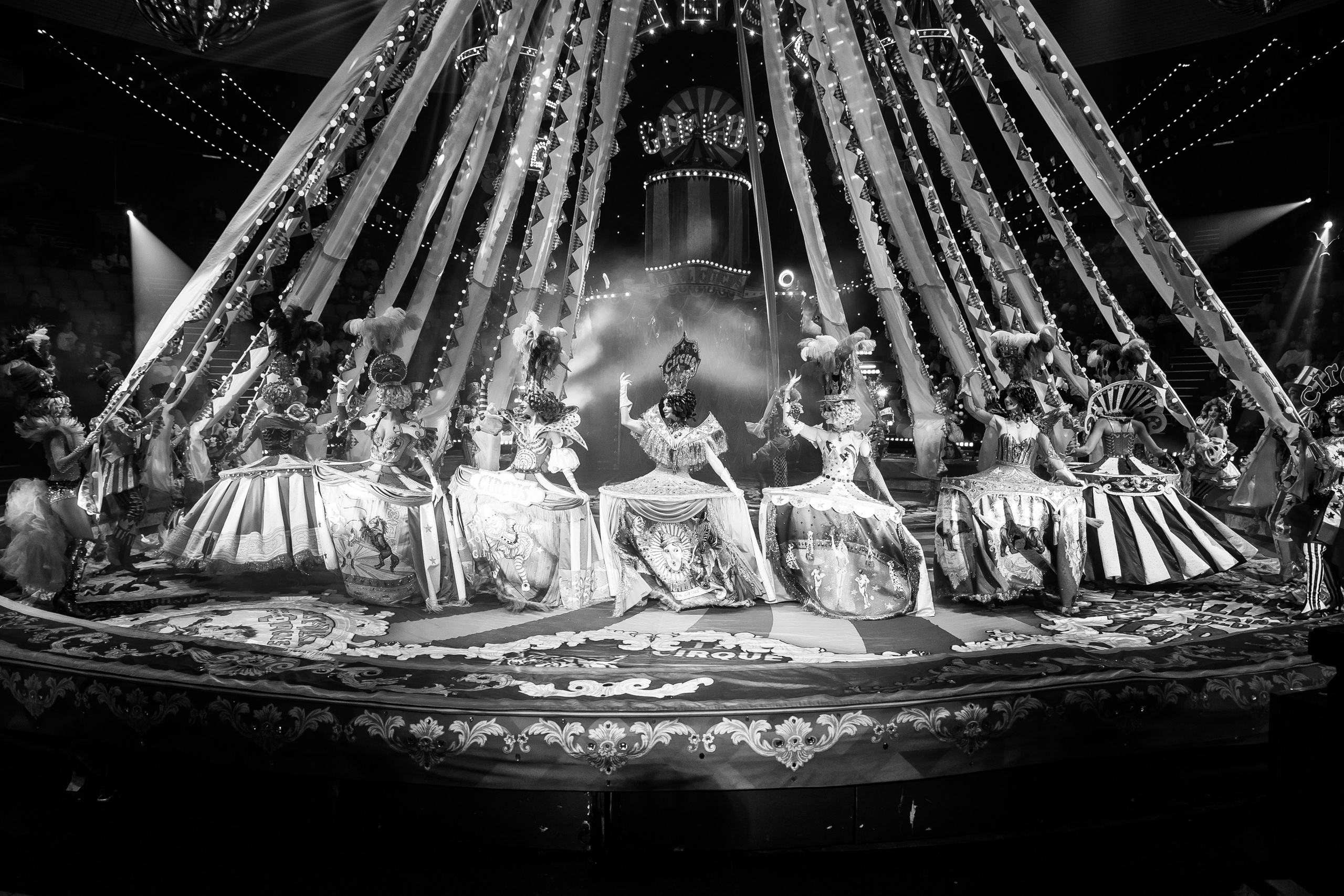 BURLESQUE. Андрей Черёмушкин | Репортажный Фотограф в Хабаровске