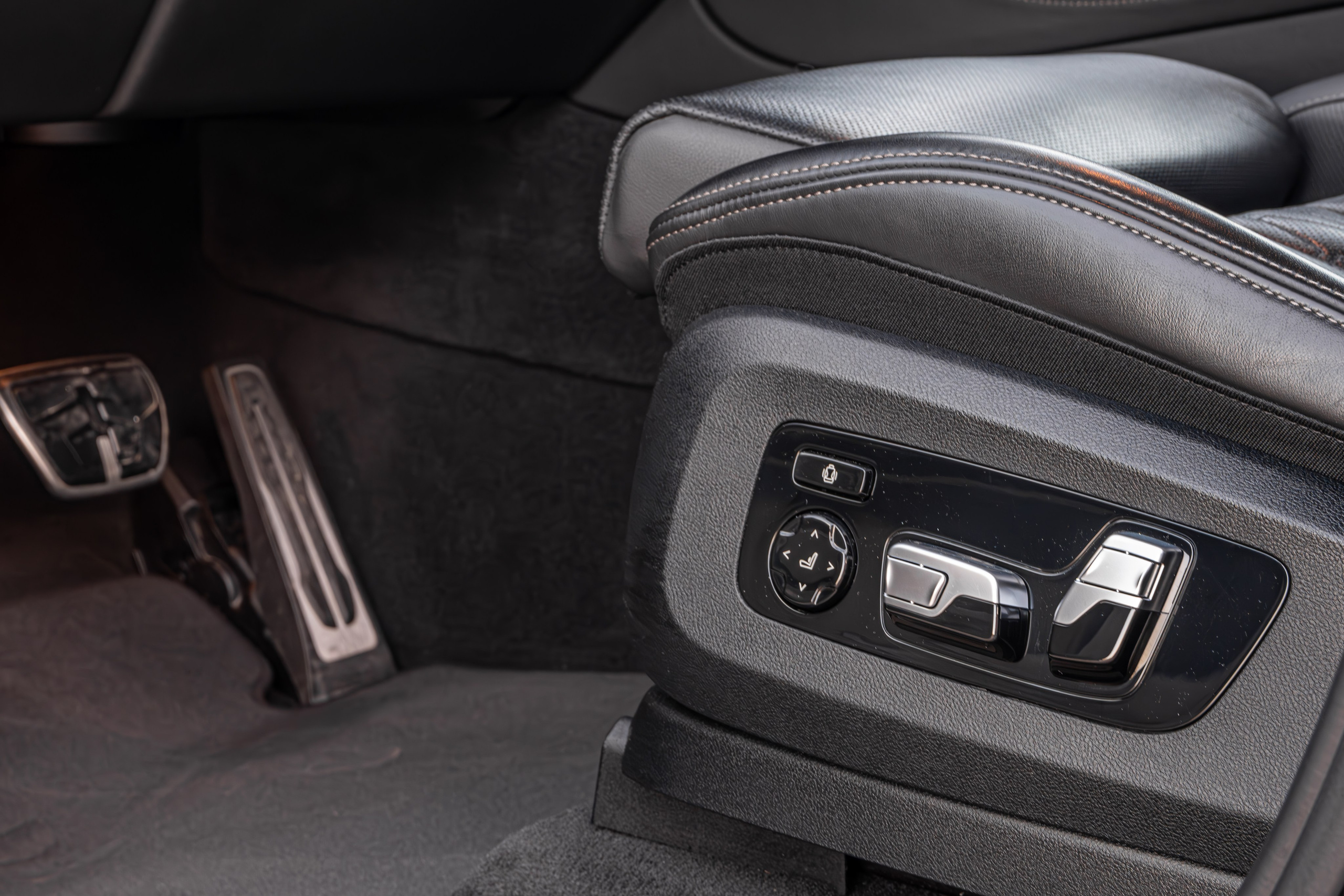 Фотосъемка автомобилей для продажи и аренды — увеличьте спрос на ваше авто