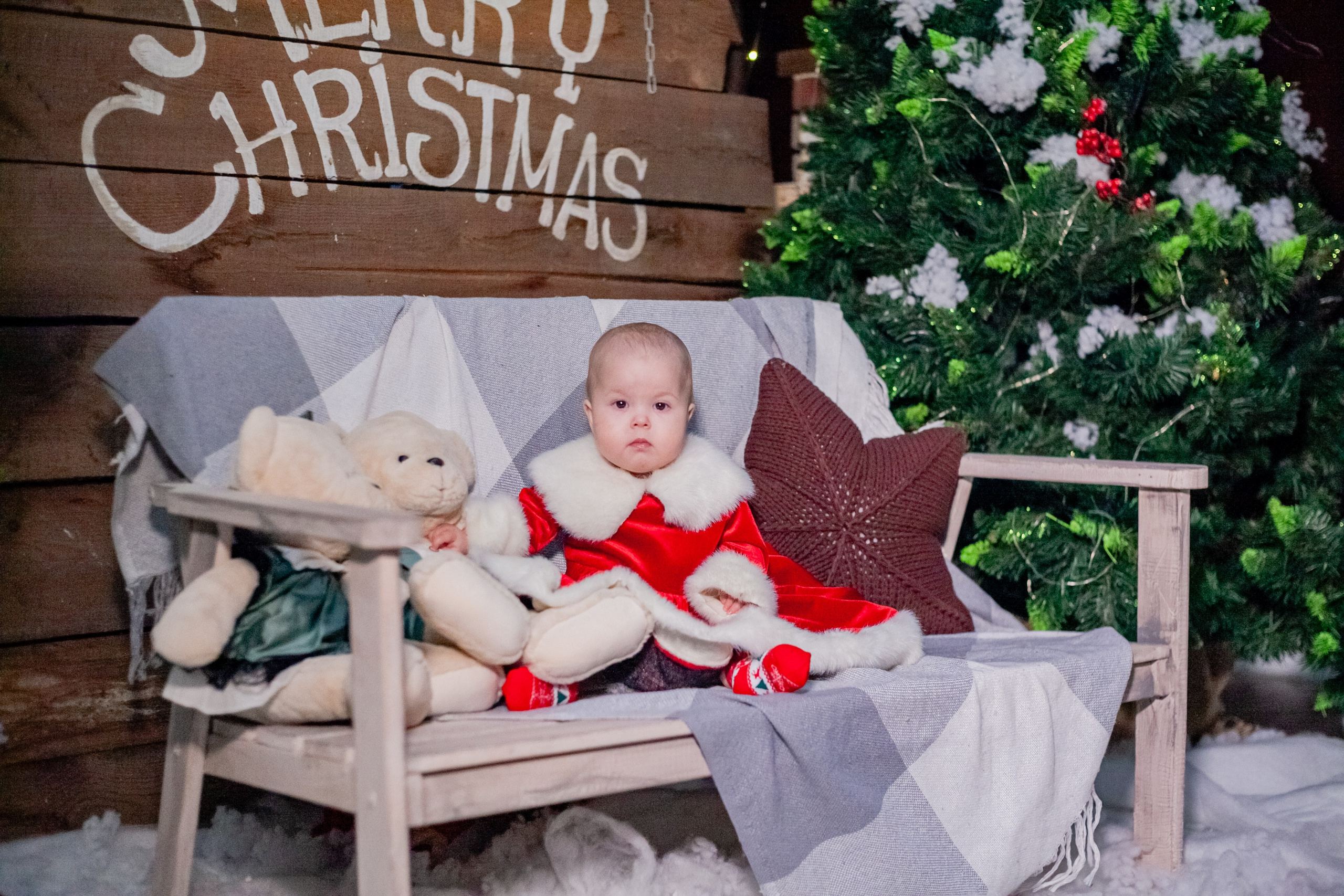 Ульяна и ее семья новый год 2024. Свадебный и семейный фотограф в Армавире