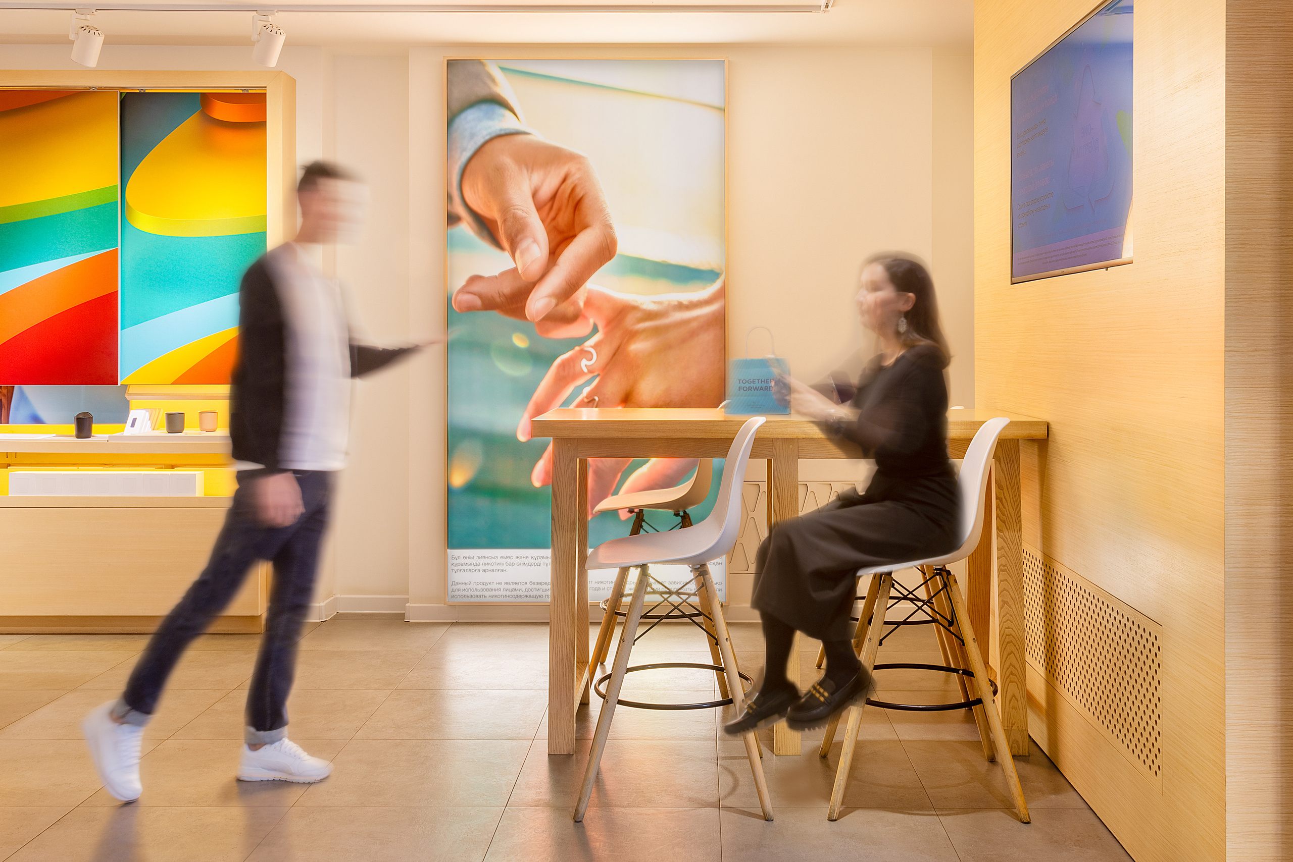 IQOS Boutique. Roman Yakunin — interior photographer in Almaty, Kazakhstan