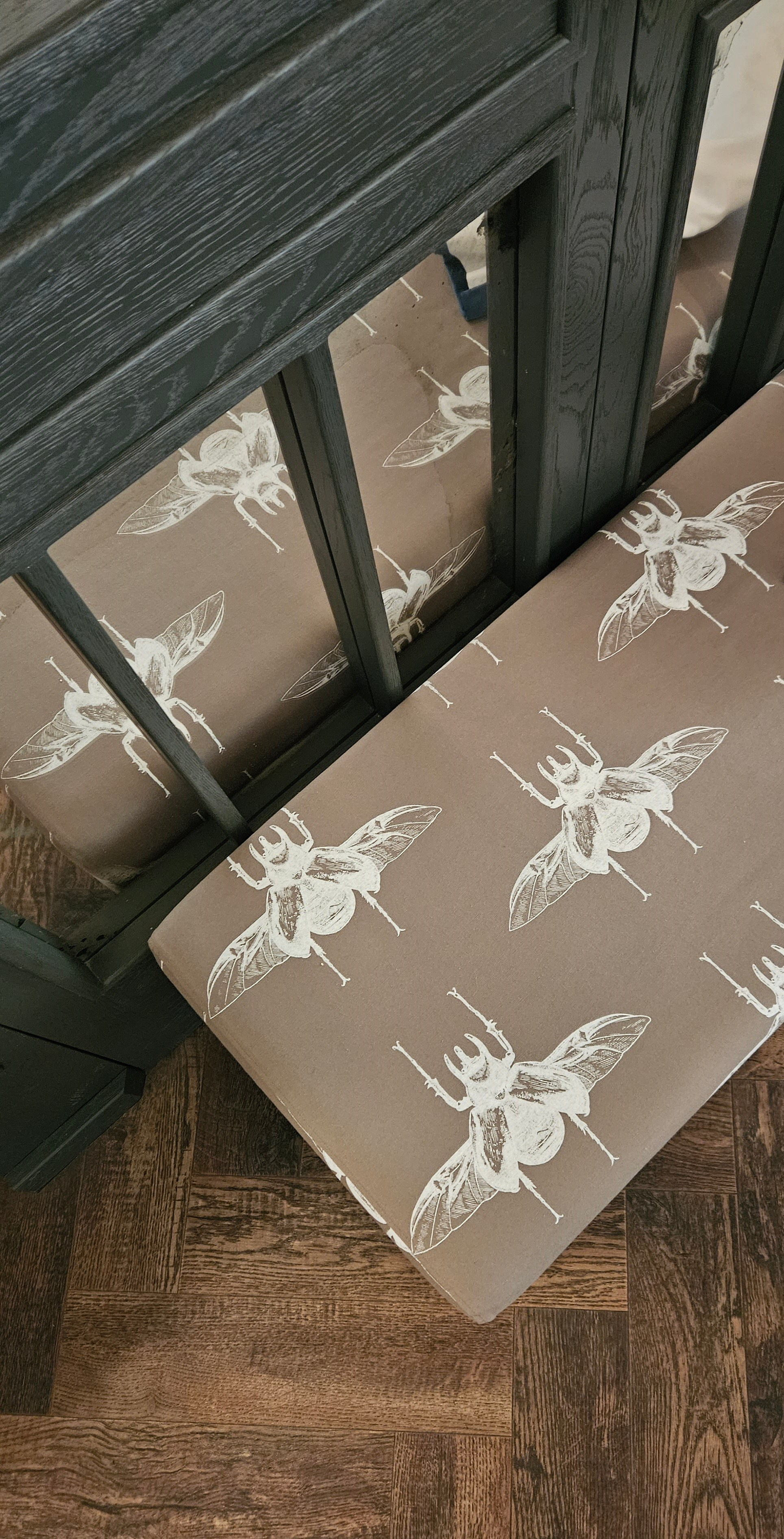 Диван на заказ Изготовление мягкой мебели. Студия интерьерных решений SUNHOUSE. Натяжные потолки, шторы, текстиль