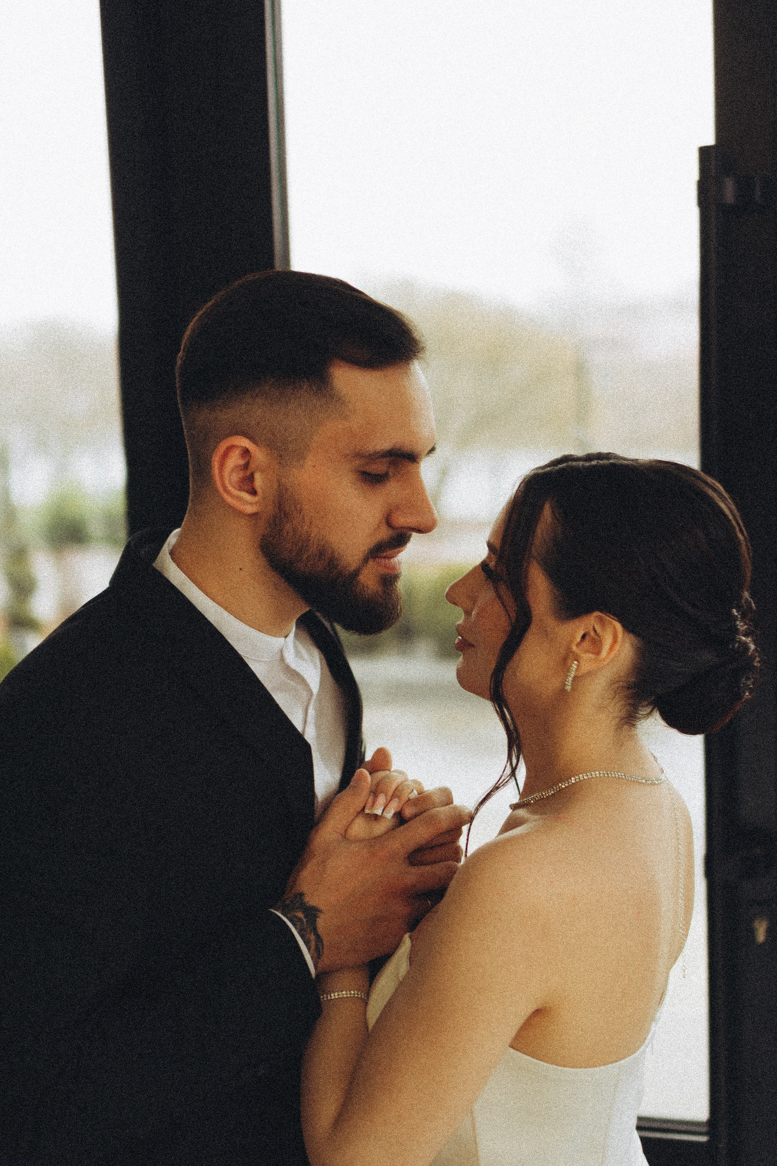 СВАДЕБНАЯ СЬЕМКА СБОРОВ ЖЕНИХА И НЕВЕСТЫ В ОТЕЛЕ И ТАКЖЕ ФОТОСЕССИИЯ В ОТЕЛЕЕ МЕГАПОЛИС БРЯНСК. Профессиональный фотограф, Санкт-Петербург — Виктория Богомолова