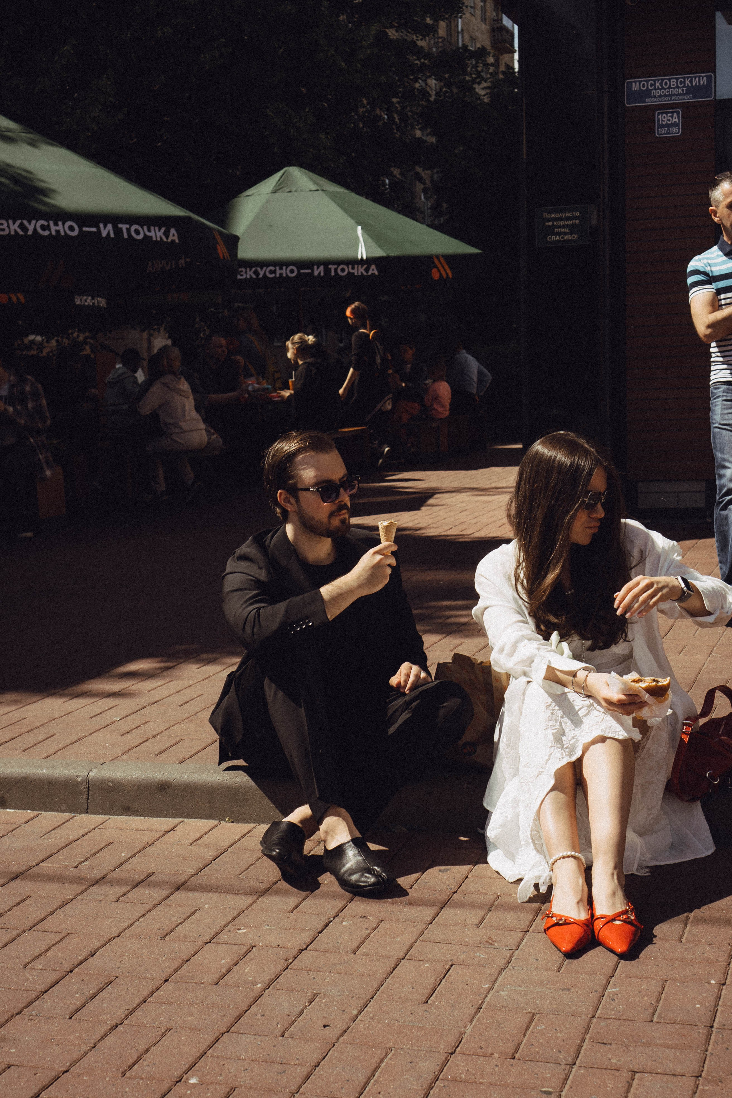 СВАДЕБНАЯ СЬЕМКА В ПАРКЕ ПОБЕДЫ И ПРОГУЛКА ПО МОСКОВСКОМУ ПРОСПЕКТУ. Профессиональный фотограф, Санкт-Петербург — Виктория Богомолова