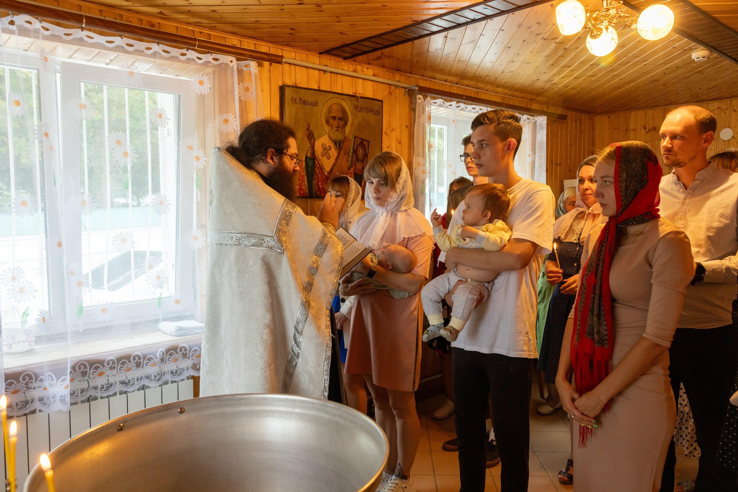 Образец репортажа крещения оригиналы, без искажений, без вспышки, светосильная оптика!. Фотограф в Туле Крупский АнДРей. Фотостудия «КАДР71» в Туле