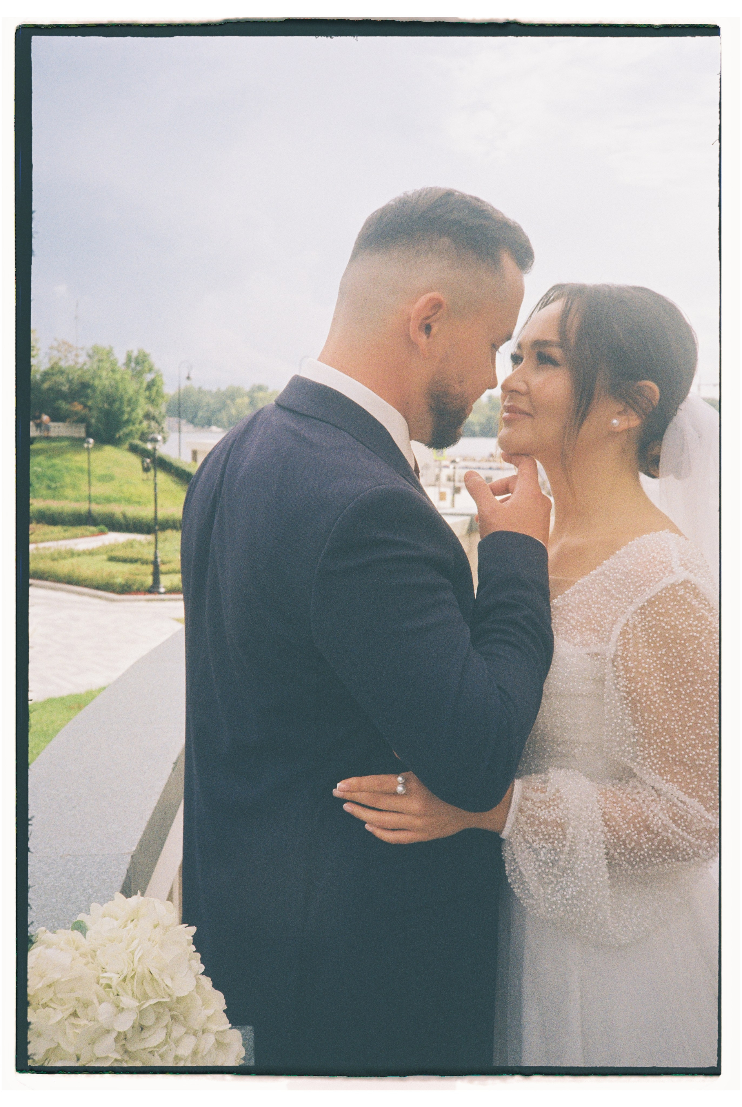 Рустам & Земфира. Пленка. Сестры Карабаза. Фотографы и ретушеры в Москве и Санкт-Петербурге