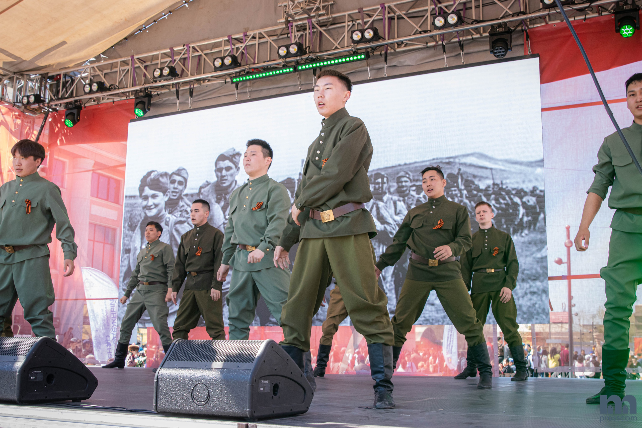 9 мая. PhotoMeet — Фотограф в Улан-Удэ