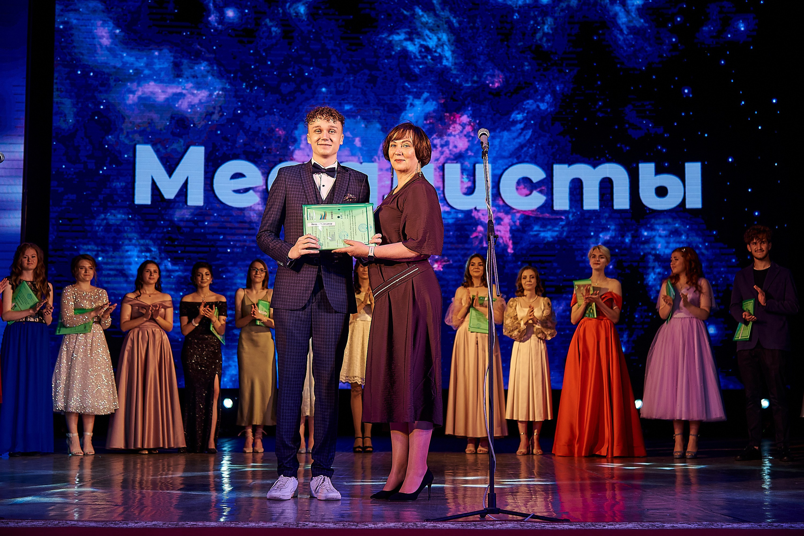 Школьный фотограф Барнаул. Фотограф Опыт Качество Скорость Горный Алтай Барнаул