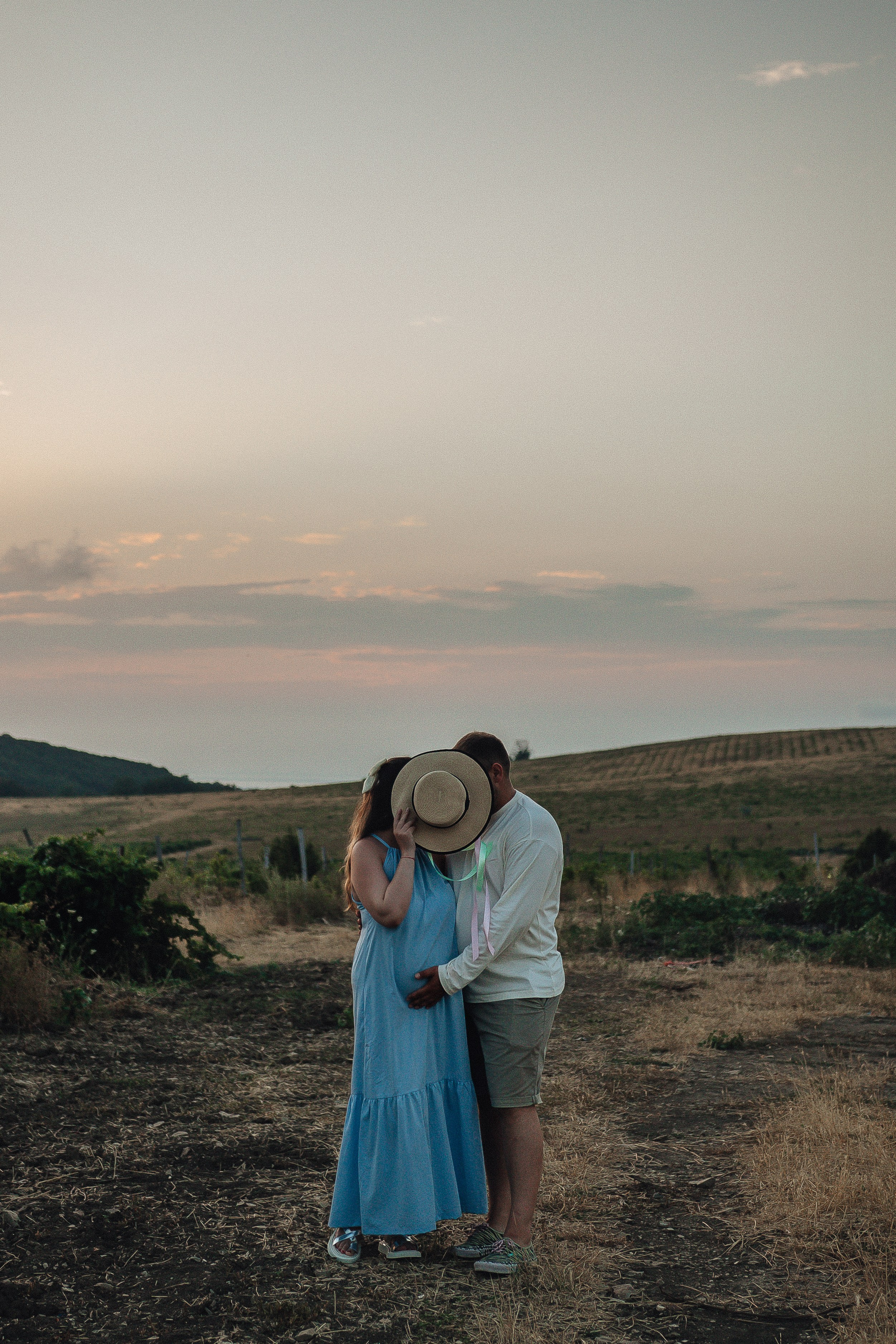 Антон и Мария — виноградная лоза Гай-Кодзора. Семейный фотограф Новороссийск, Анапа, Геленджик — Юлия Давыдова