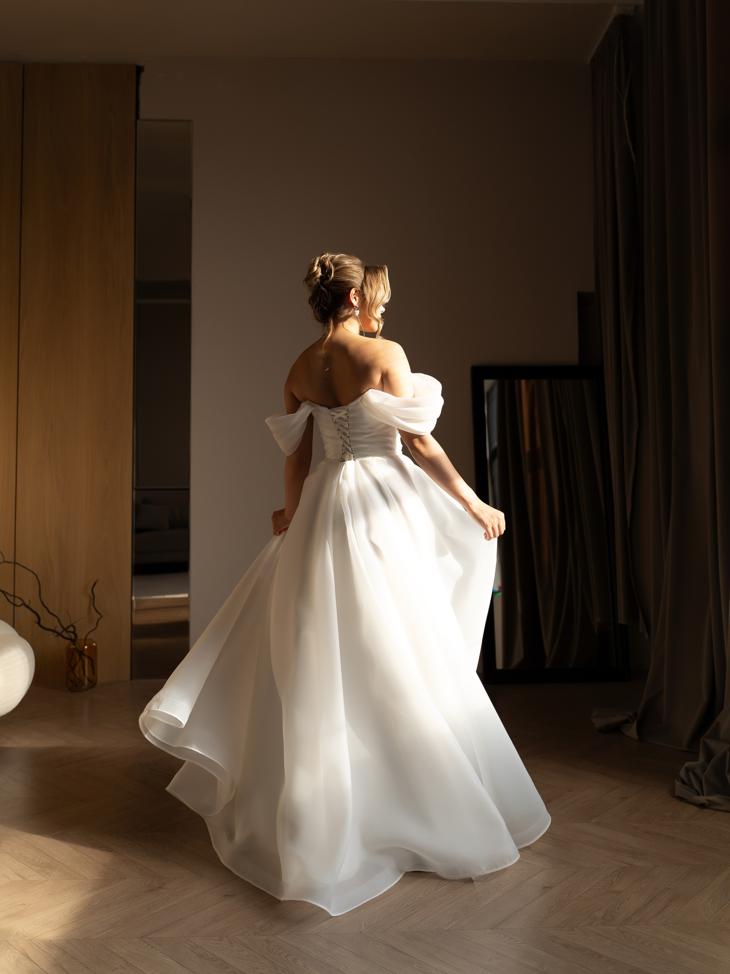 Каталог свадебных платьев. Иван Упоров — фотограф, рилсмейкер чебоксары