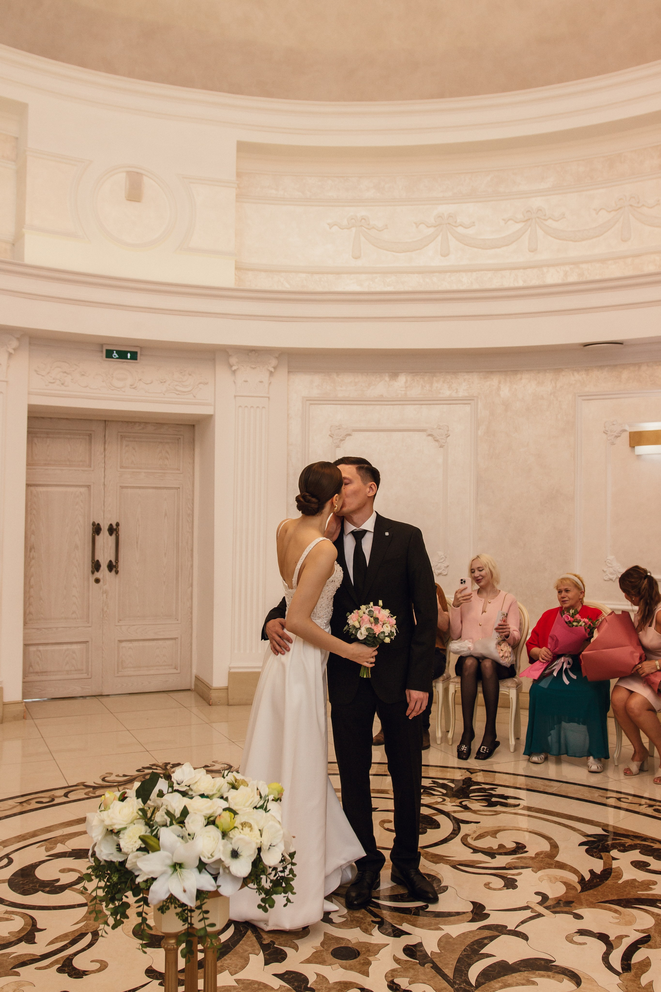 Оксана и Максим Grand Autograph Hotel & Театр оперы и балета. Фотограф Новосибирск