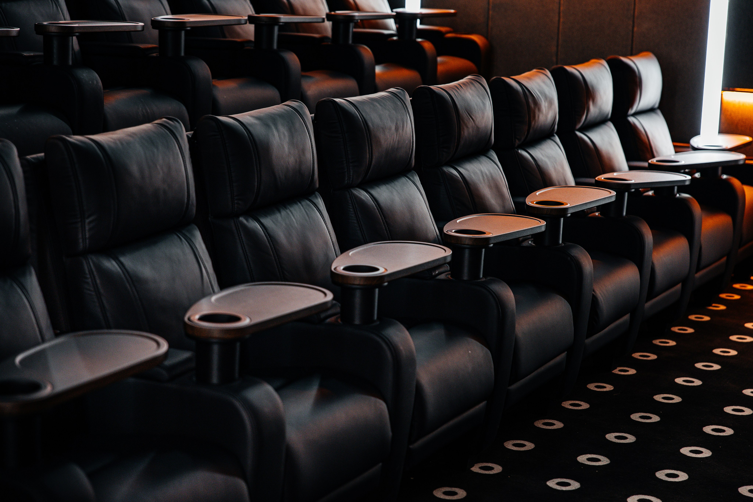 Кинотеатр Другар. Самый свадебный фотограф