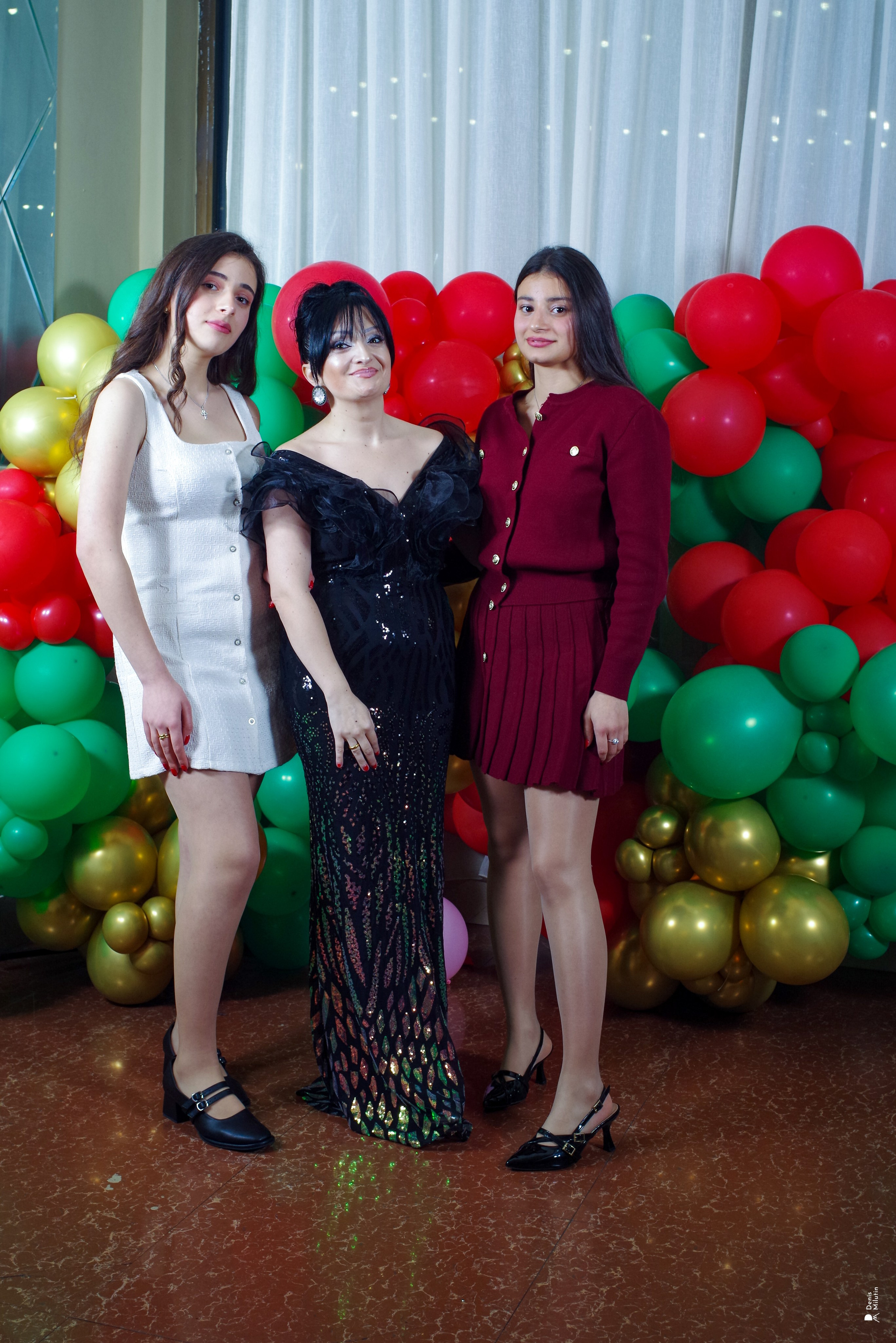 English Versale. Портретный фотограф Денис Милютин