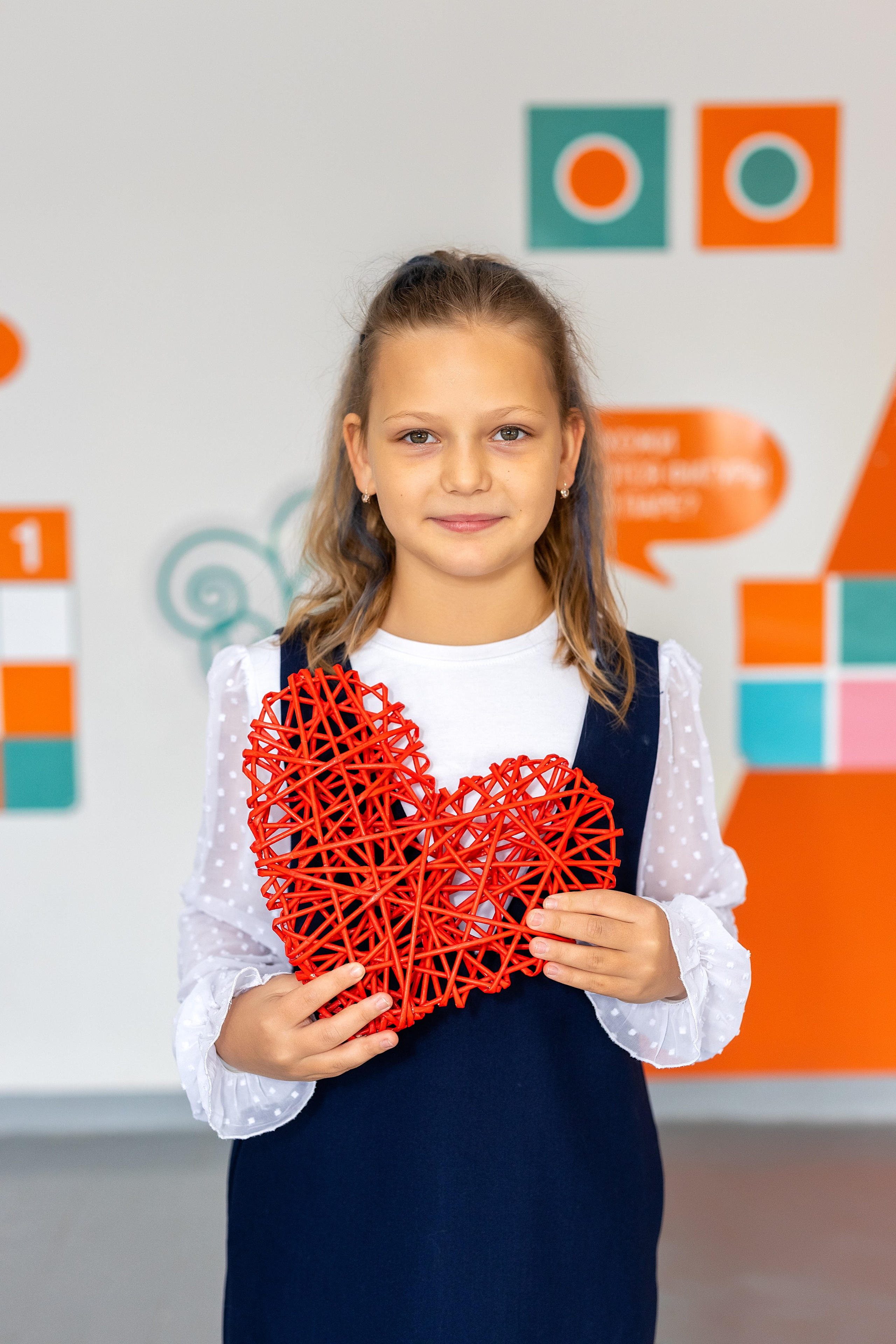 Школа № 4 имени В. Н. Косова, 4б. п.Тавричанка. Стильный выпускной альбом Владивосток фотограф Вероника Мигачева
