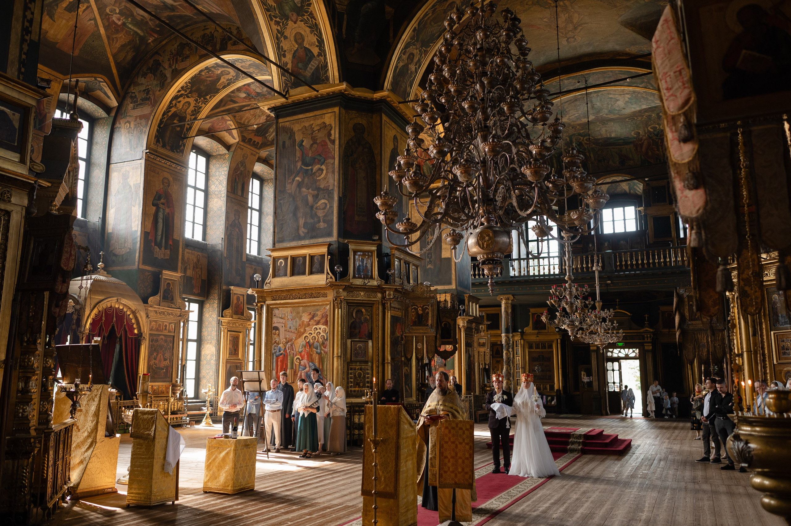 Илья & Эмилия (Москва, Покровский собор). Семейный и свадебный фотограф в Санкт-Петербурге Серафима Смирнова