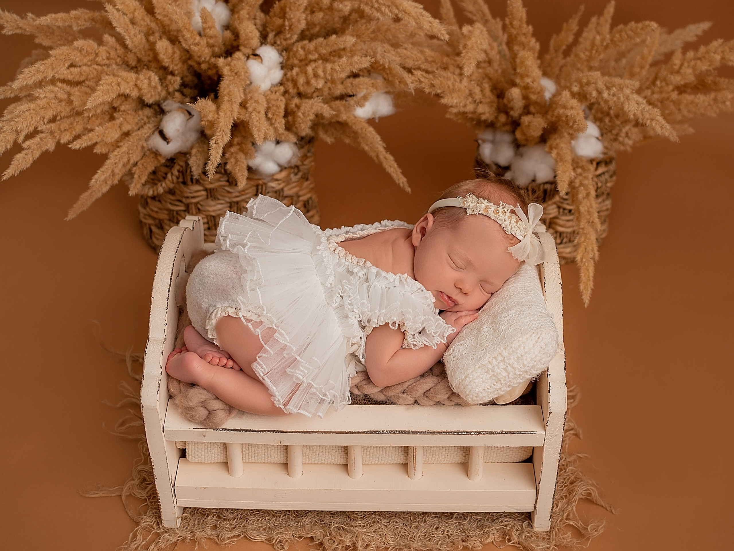 Фотосъёмка новорожденного в Краснодаре в студии. Фотограф новорожденных Краснодар Малышенко Надежда