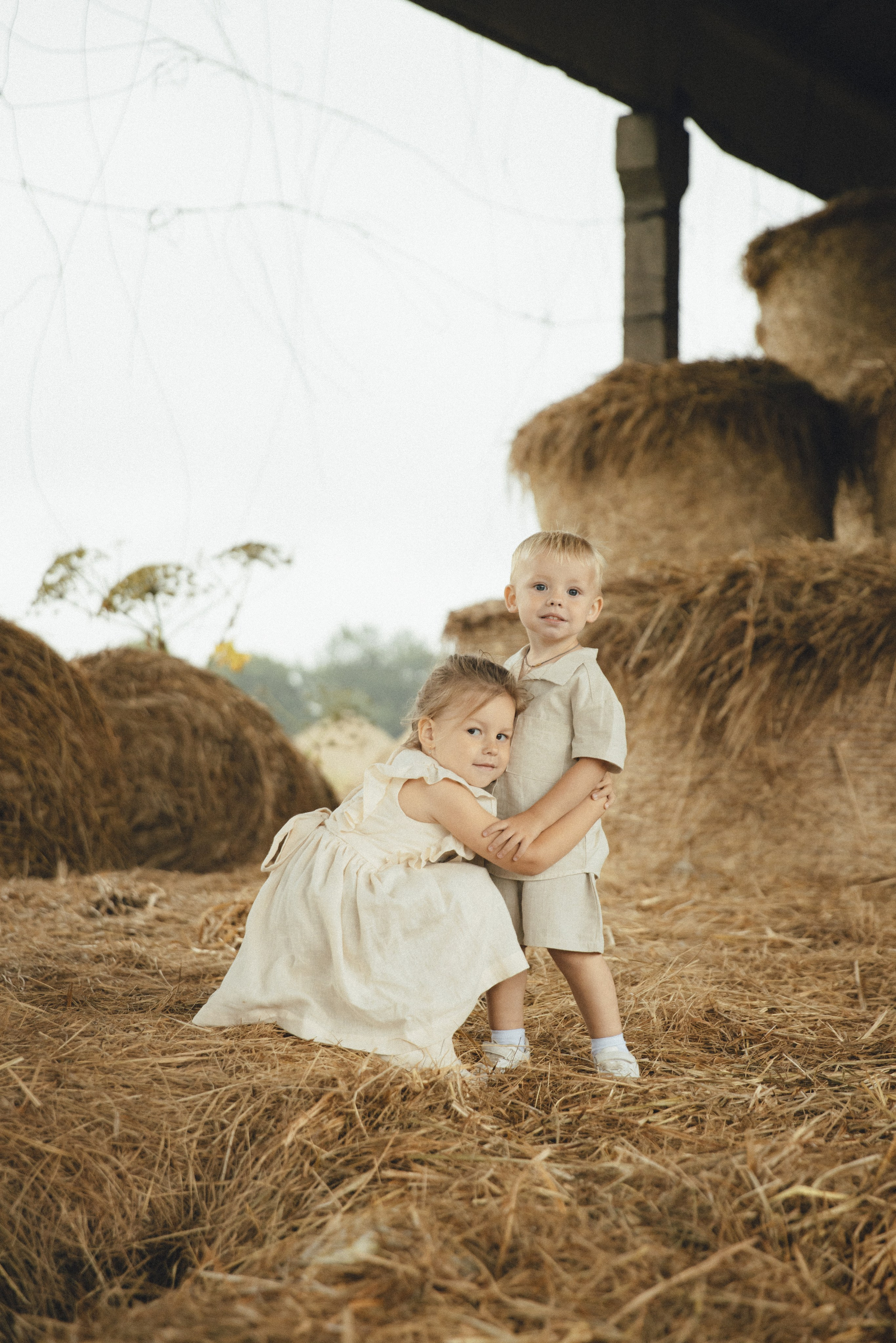 Семья в Конюшне. Фотограф Калининград Илья Миллер