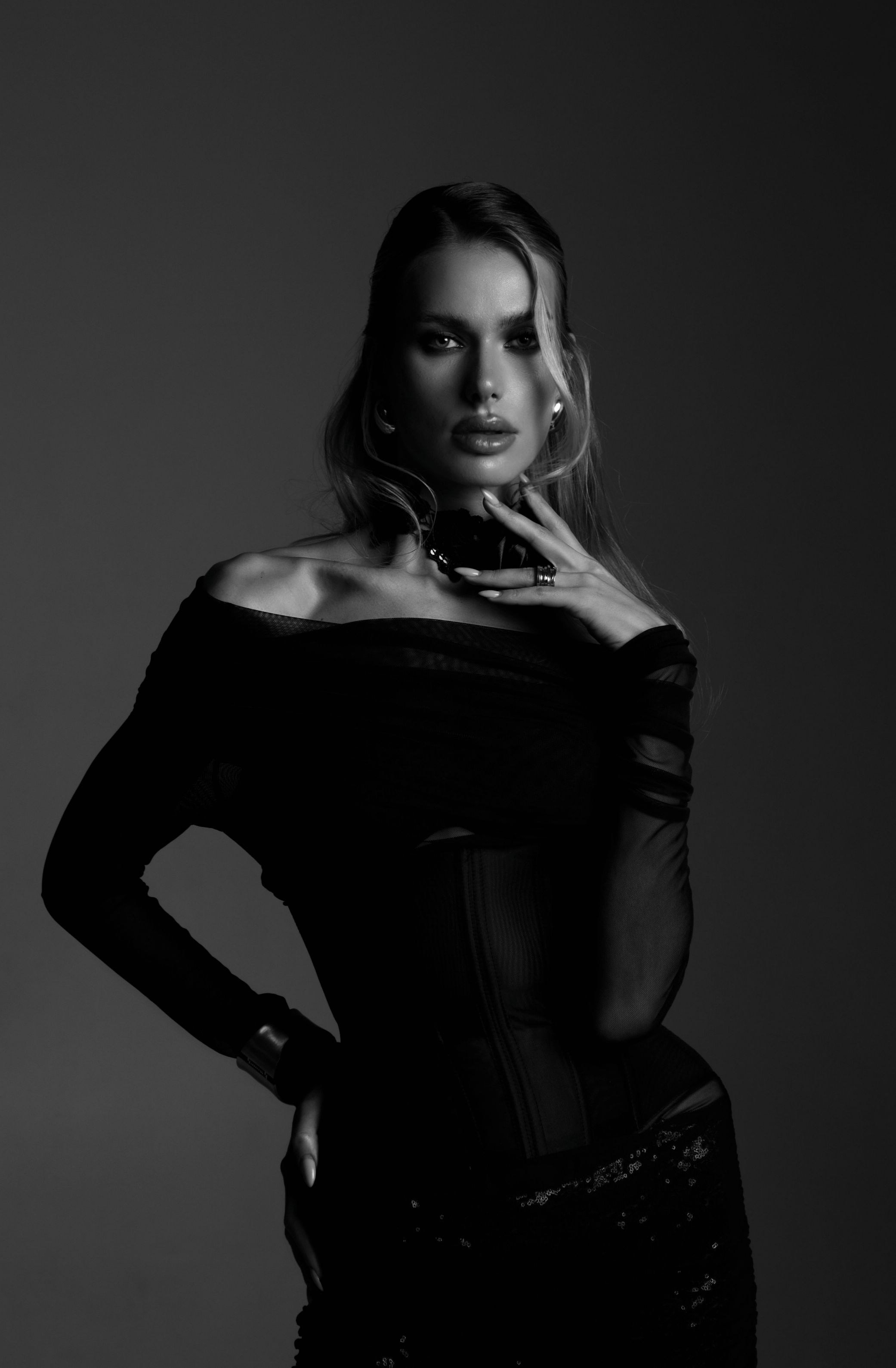 Карина. Главная