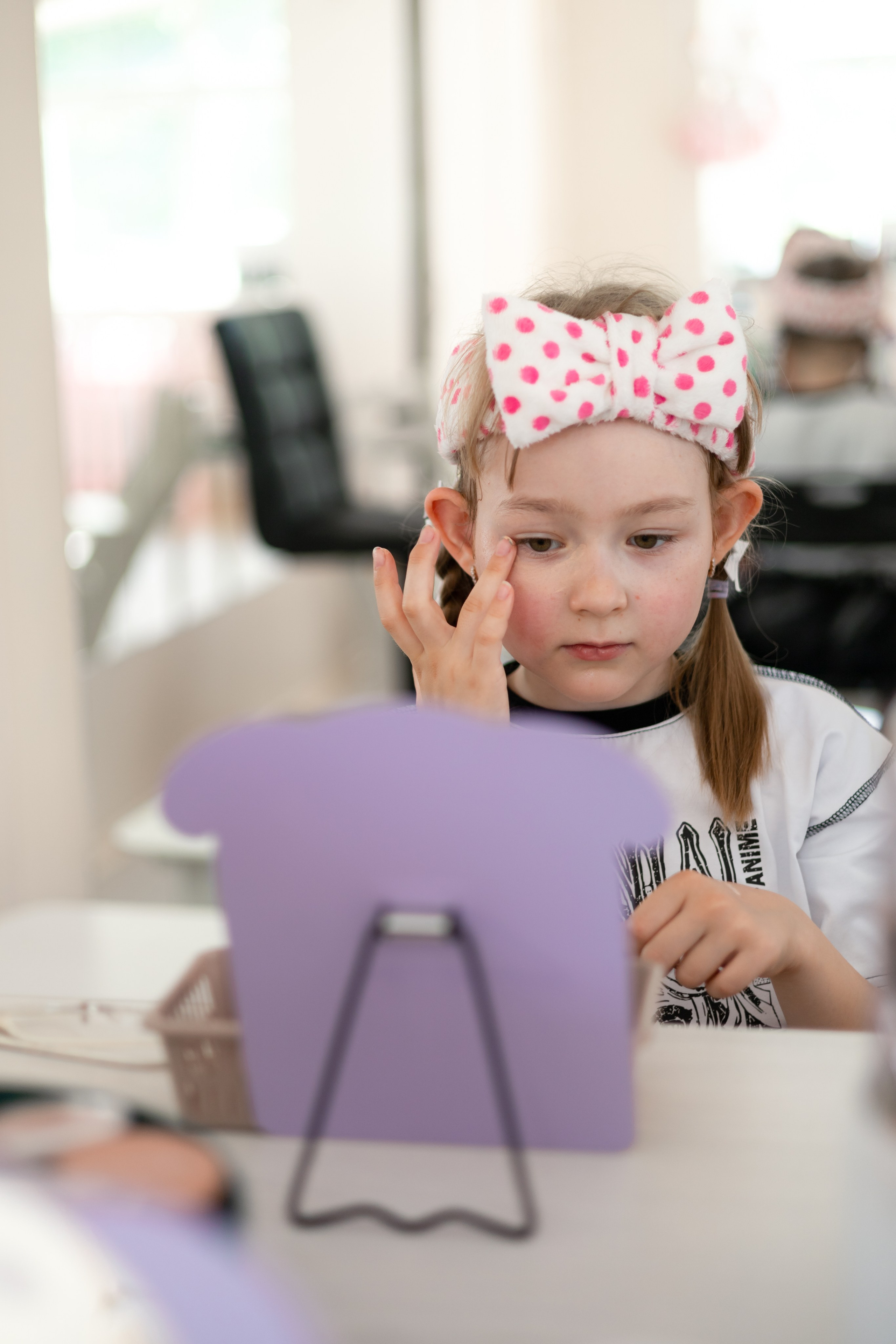 Мастер-класс макияжа на 9-й день рождения Вероники. Школа для девочек во Владивостоке — Само Совершенство