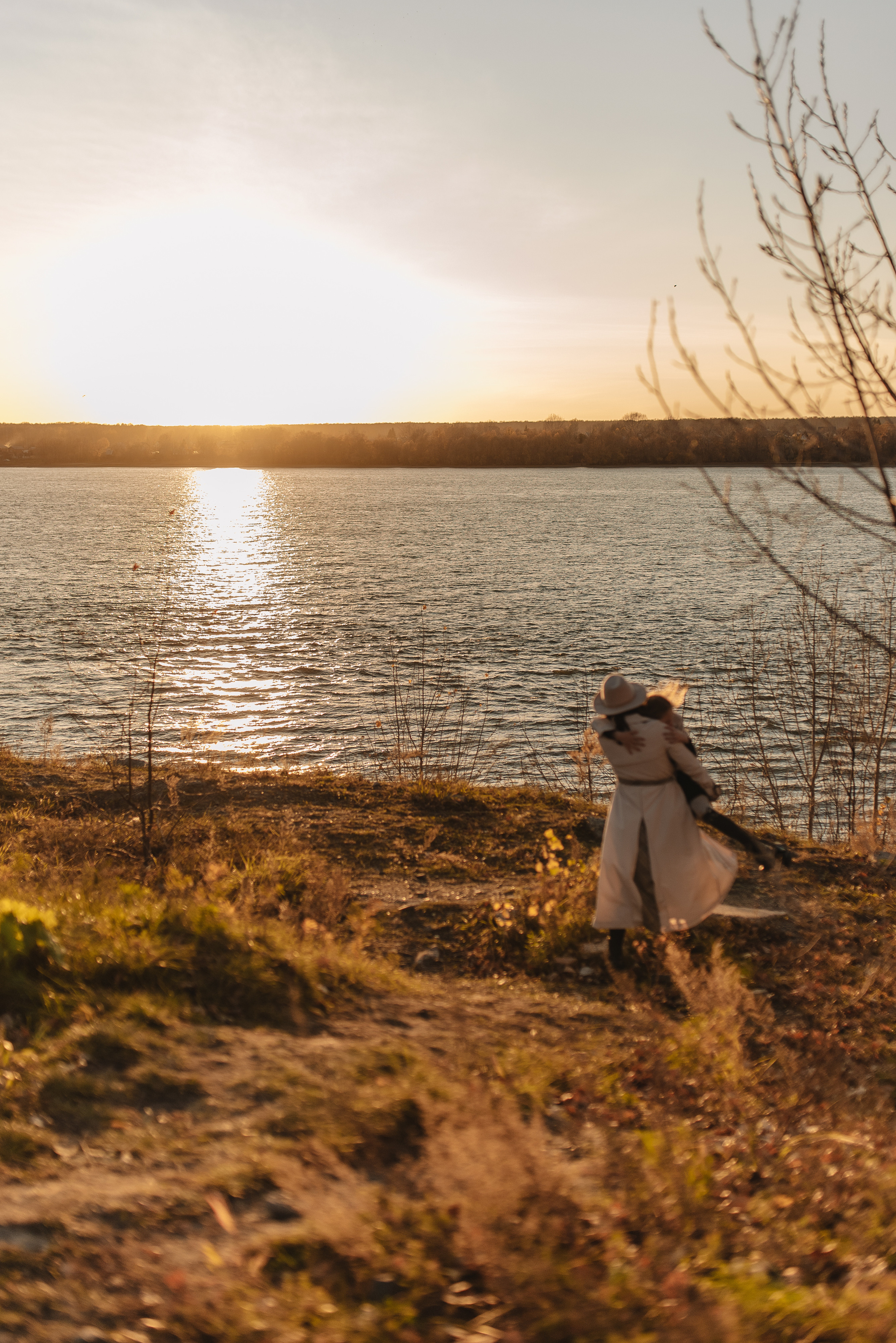 Катя и Варя (маяк). Семейная фотосессия в Новосибирске от фотографа Ольги Коваль