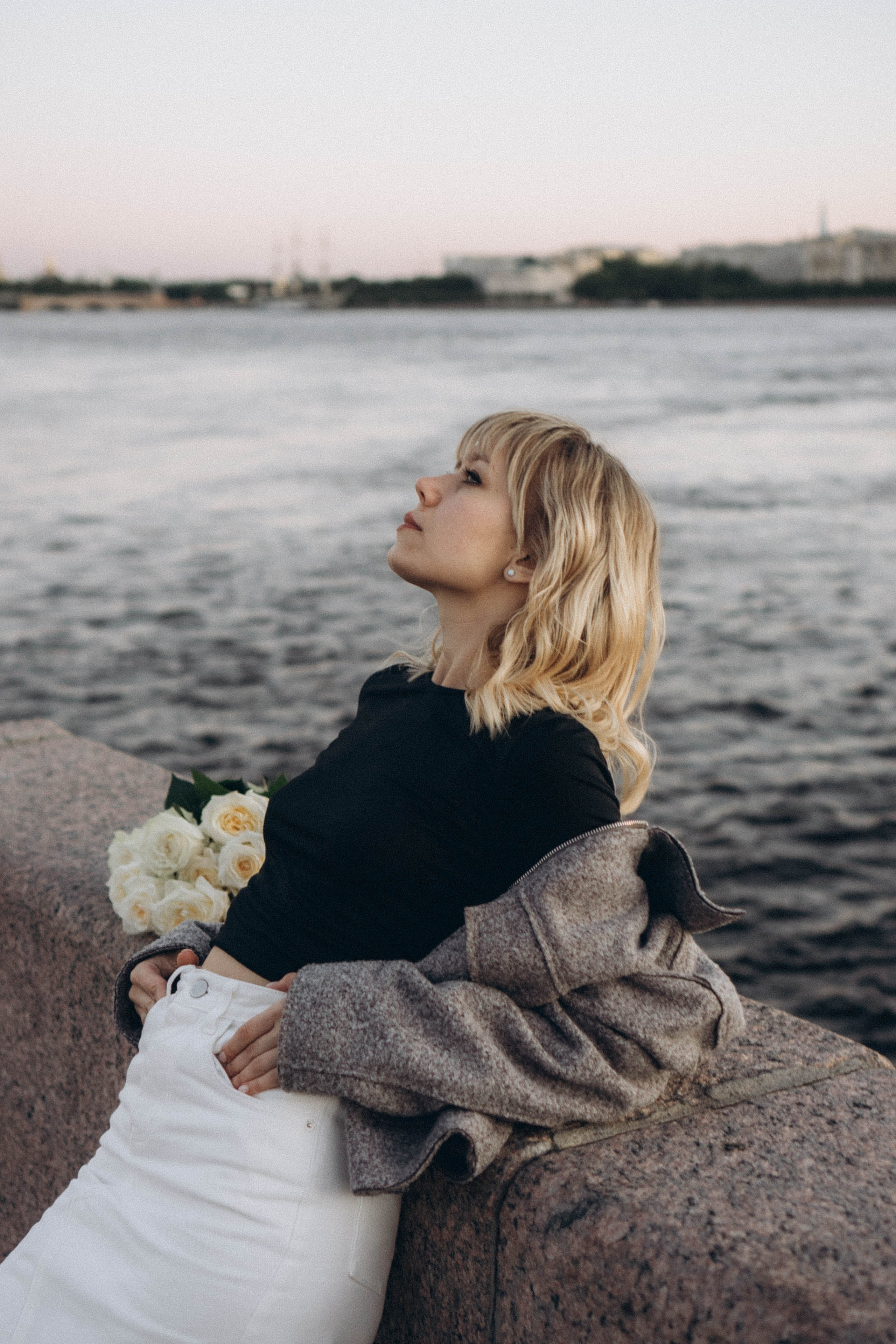 ПРОГУЛКА ПО ГОРОДУ В БЕЛЫЕ НОЧИ (другой вариант). Профессиональный фотограф, Санкт-Петербург — Виктория Богомолова