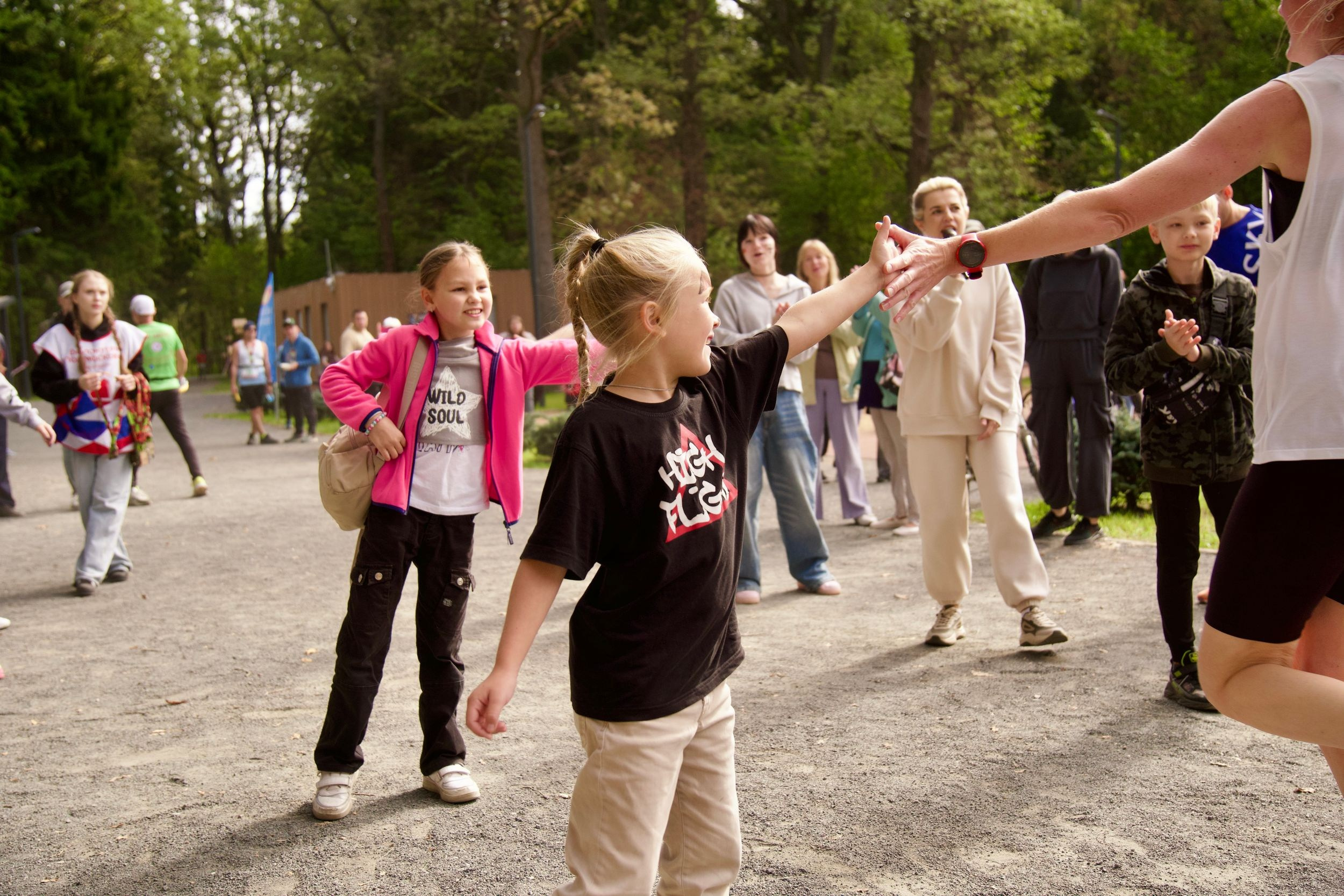 Забег в парке «Дубки». Кафе «БЕЛКА НАШЕПТАЛА». Ну оооочень концептуальное кафе