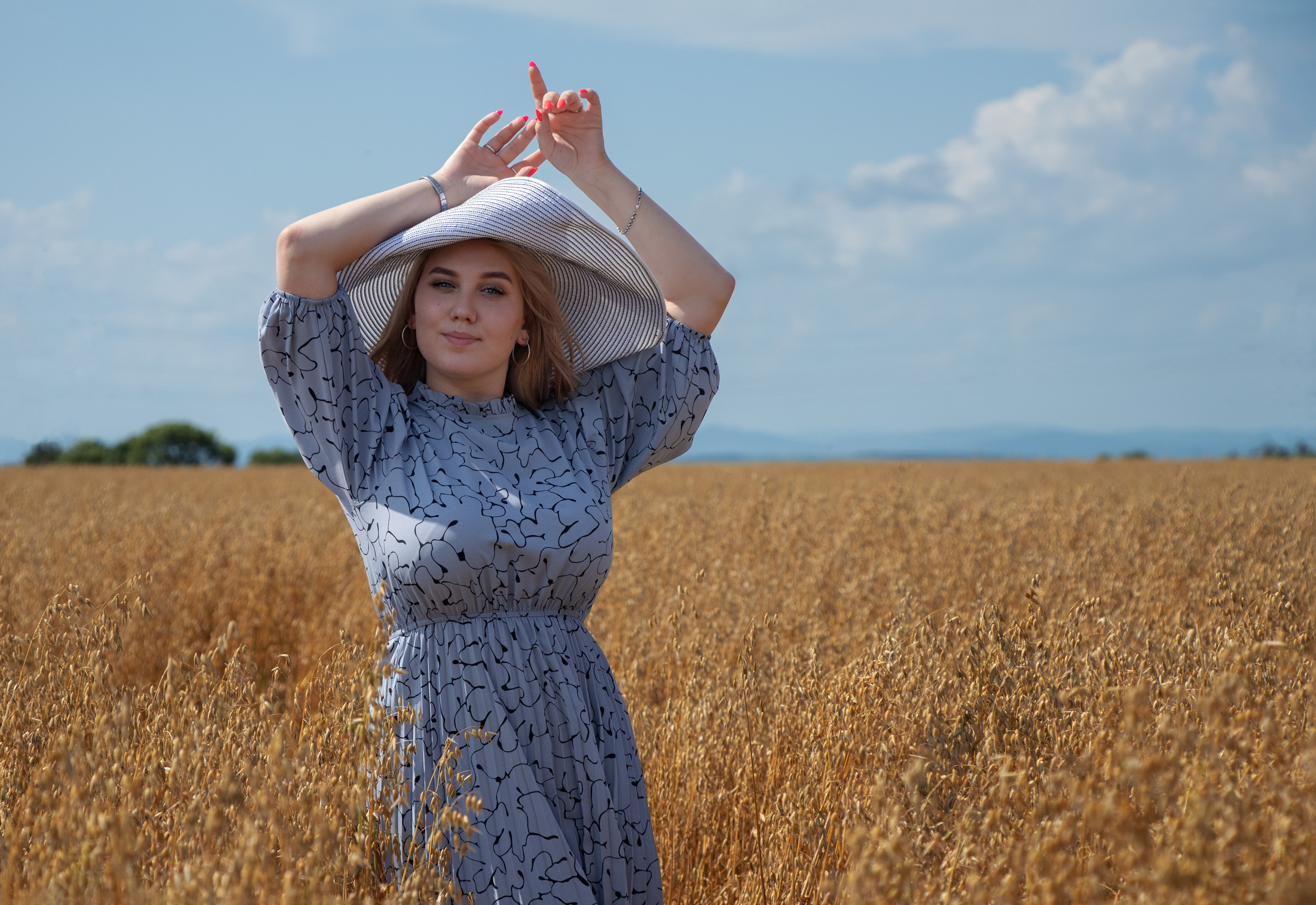 Оксана и поездка в поля. Семейный и частный фотограф во Владивостоке