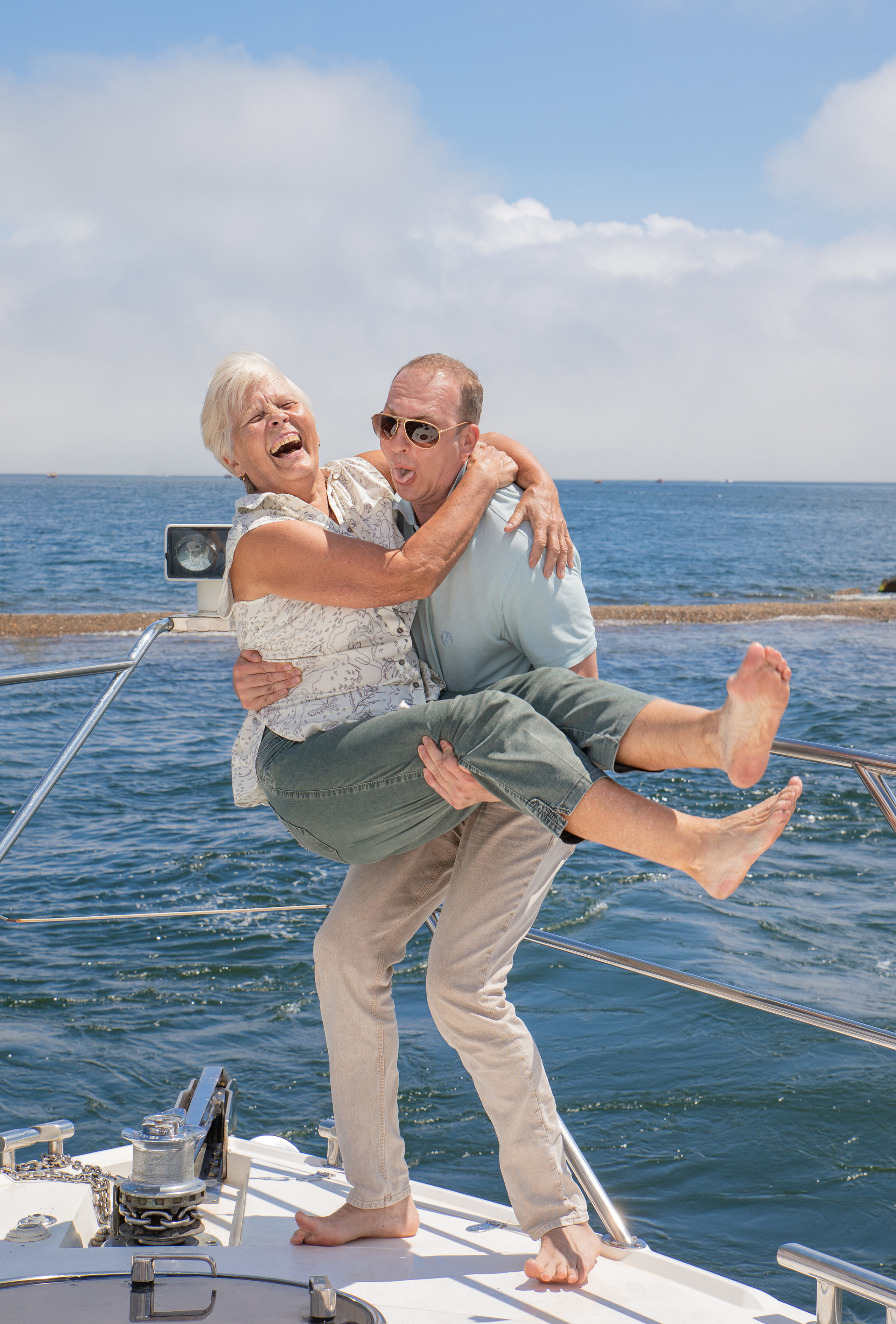 Весёлый юбилей на яхте. Семейный и частный фотограф во Владивостоке