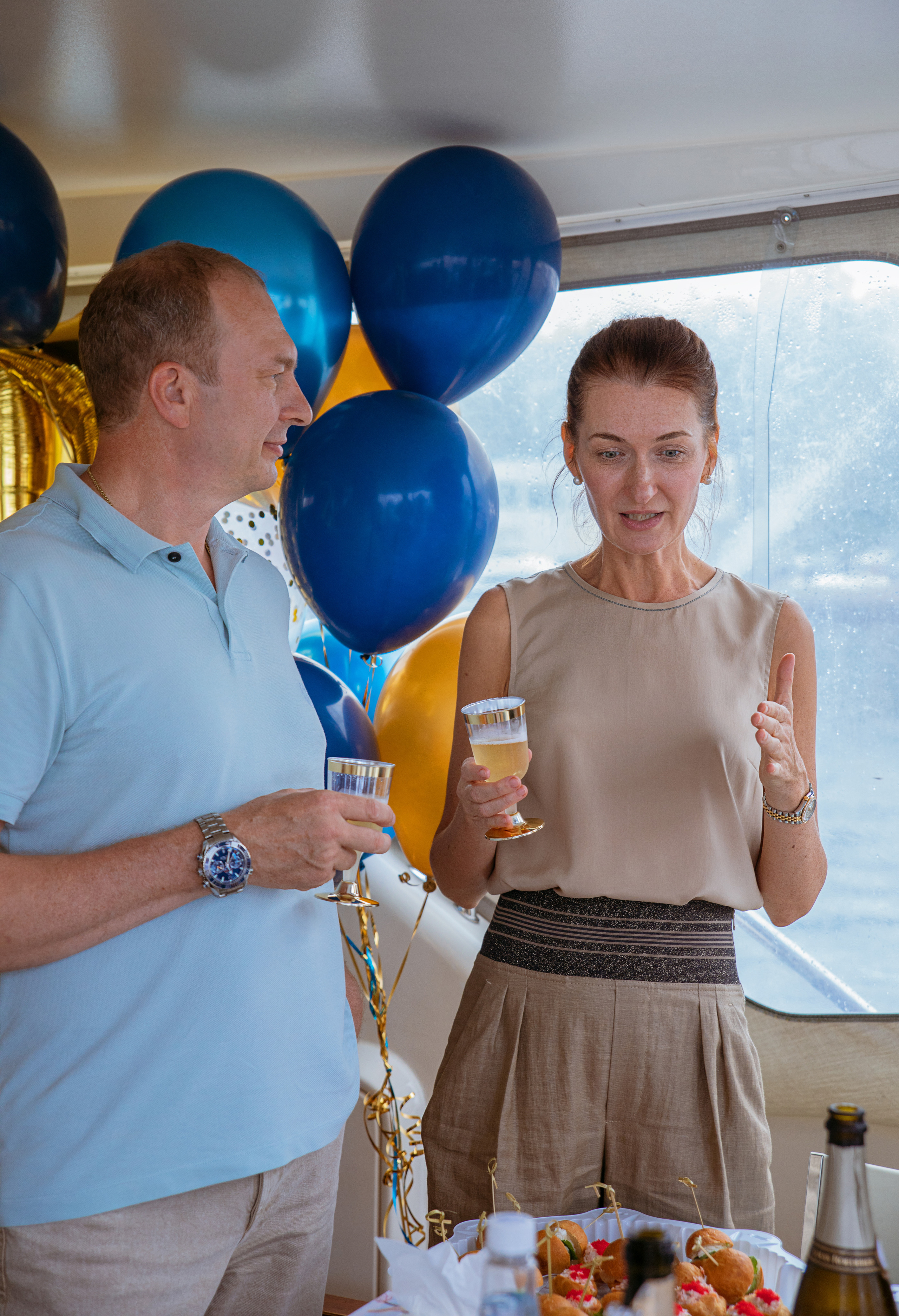 Весёлый юбилей на яхте. Семейный и частный фотограф во Владивостоке