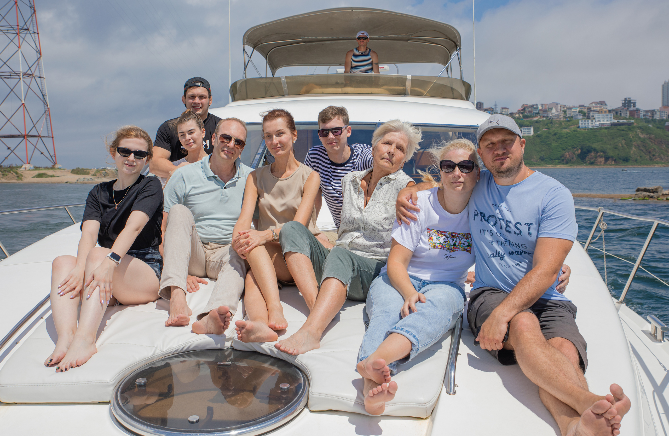 Весёлый юбилей на яхте. Семейный и частный фотограф во Владивостоке