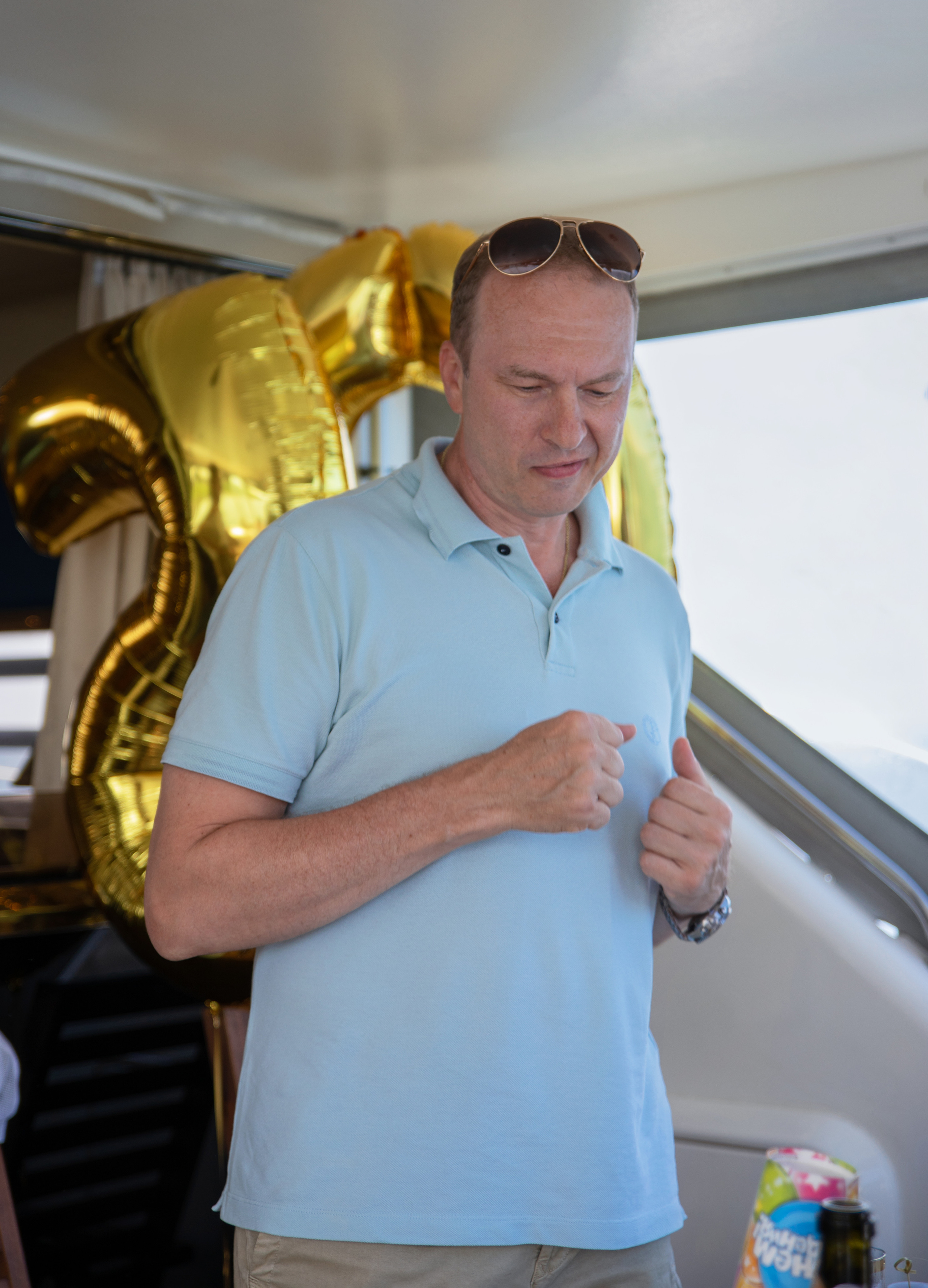 Весёлый юбилей на яхте. Семейный и частный фотограф во Владивостоке