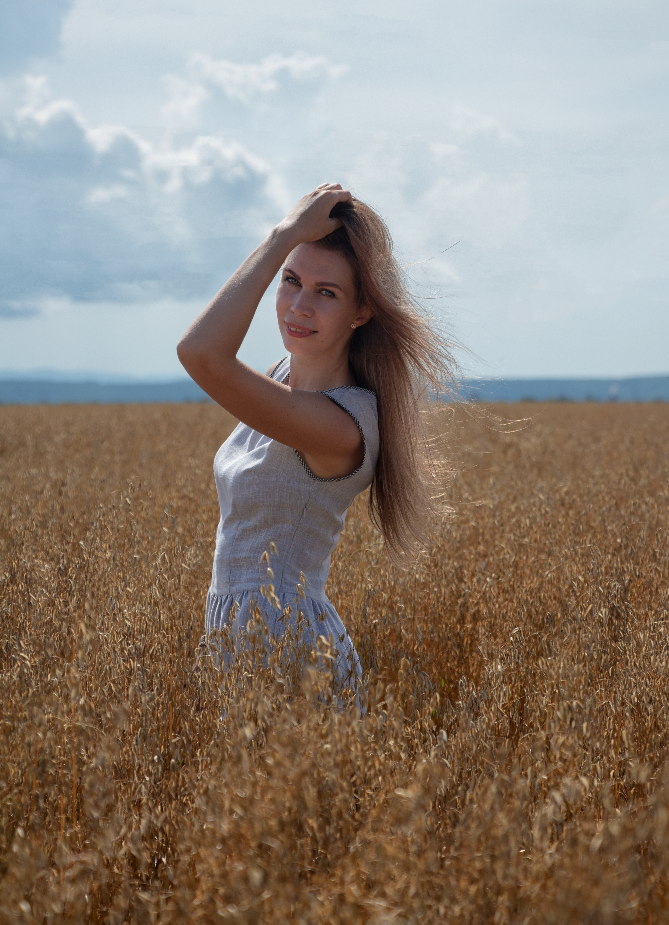 Ольгу тоже поля заманили в свои сети. Семейный и частный фотограф во Владивостоке