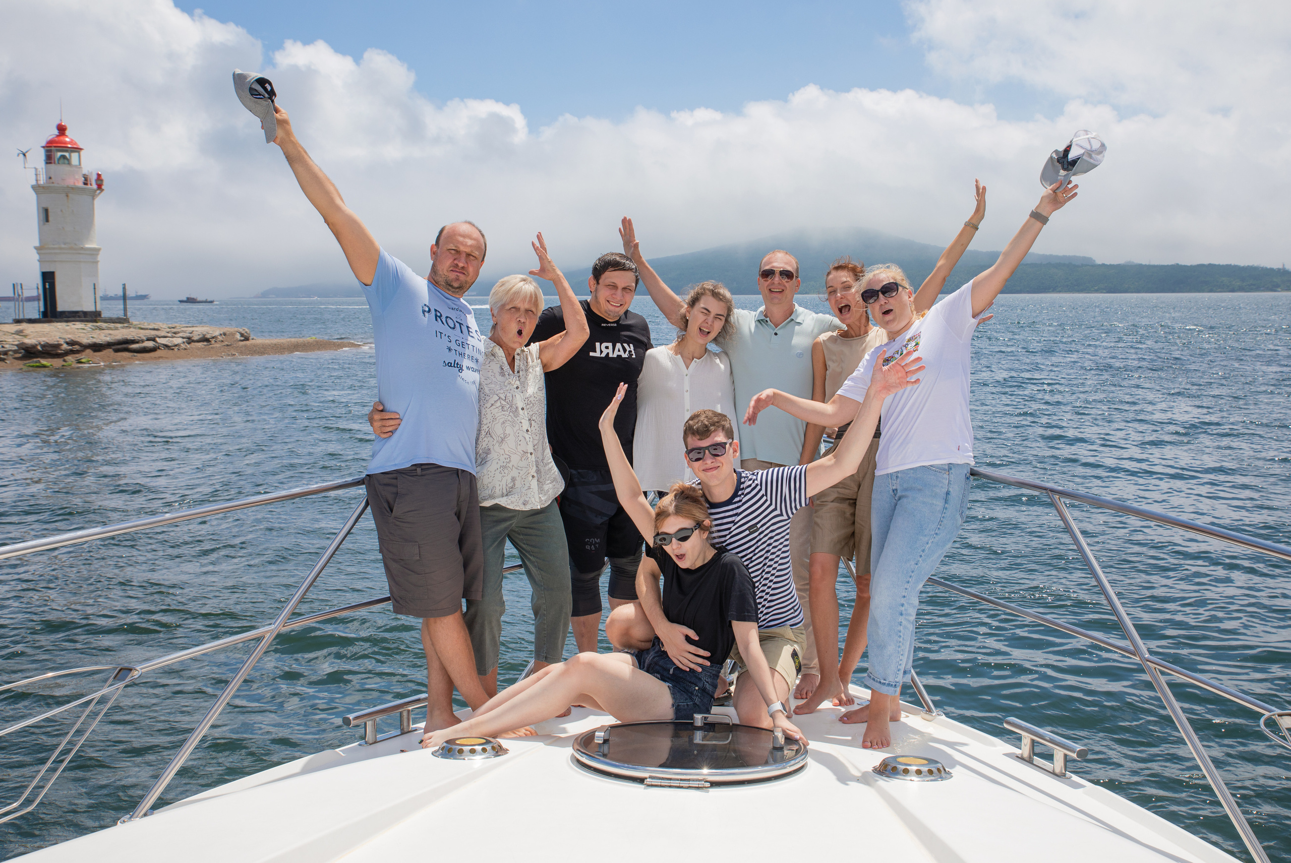 Весёлый юбилей на яхте. Семейный и частный фотограф во Владивостоке