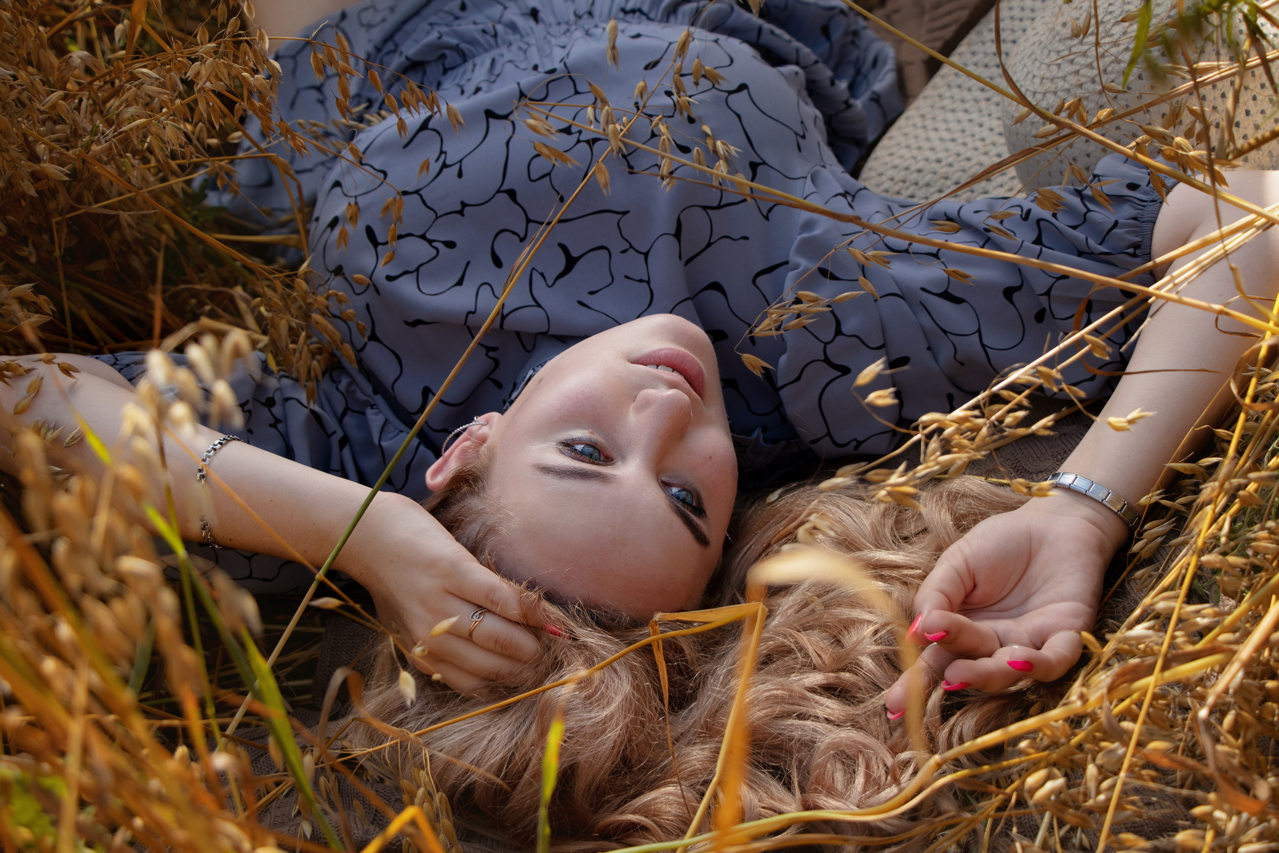 Оксана и поездка в поля. Семейный и частный фотограф во Владивостоке