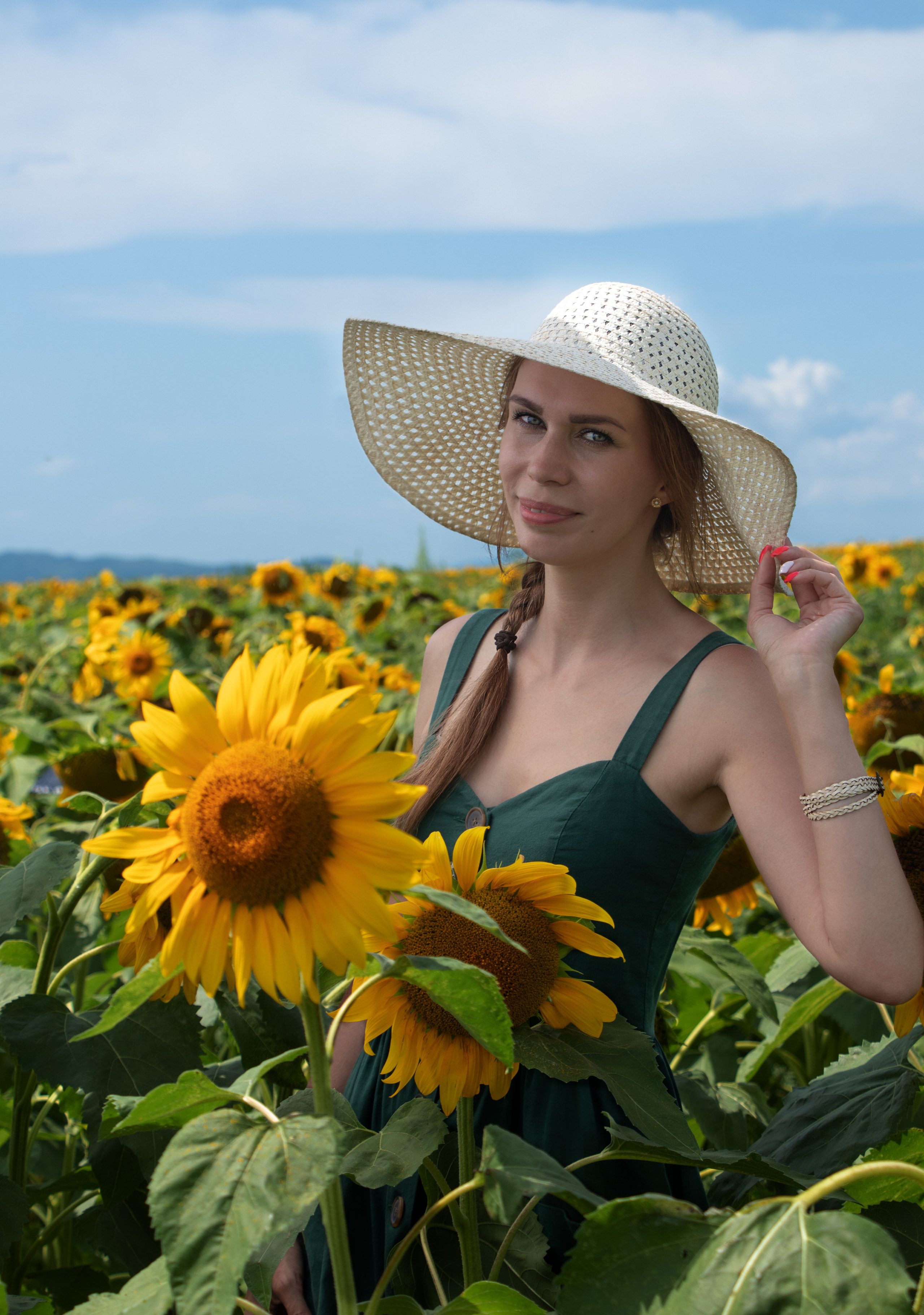 Ольгу тоже поля заманили в свои сети. Семейный и частный фотограф во Владивостоке