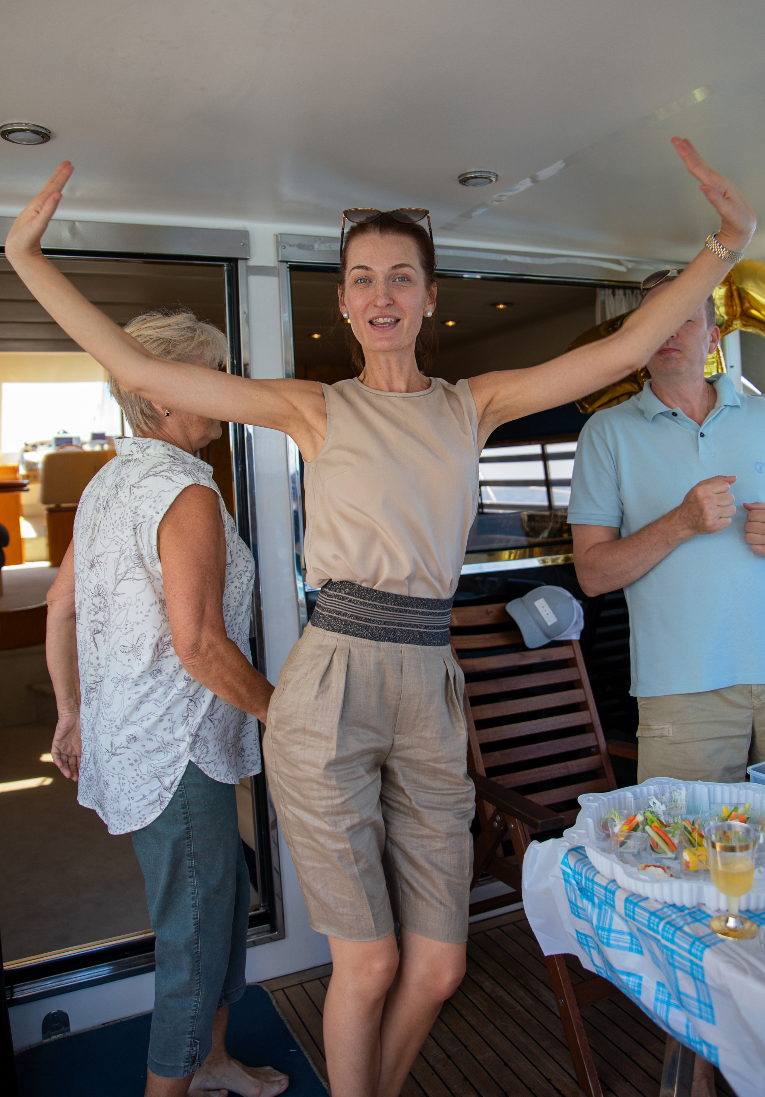 Весёлый юбилей на яхте. Семейный и частный фотограф во Владивостоке