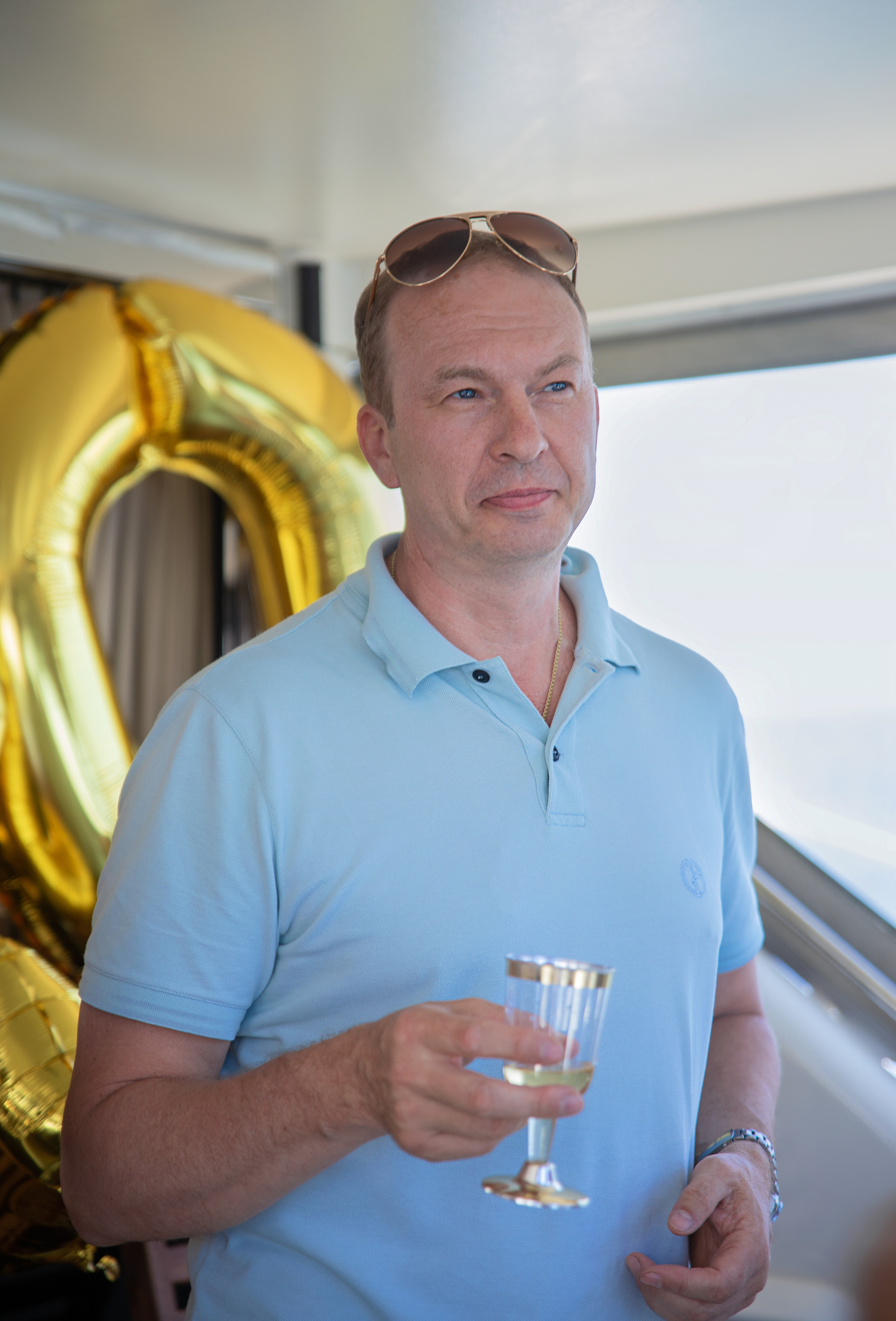 Весёлый юбилей на яхте. Семейный и частный фотограф во Владивостоке