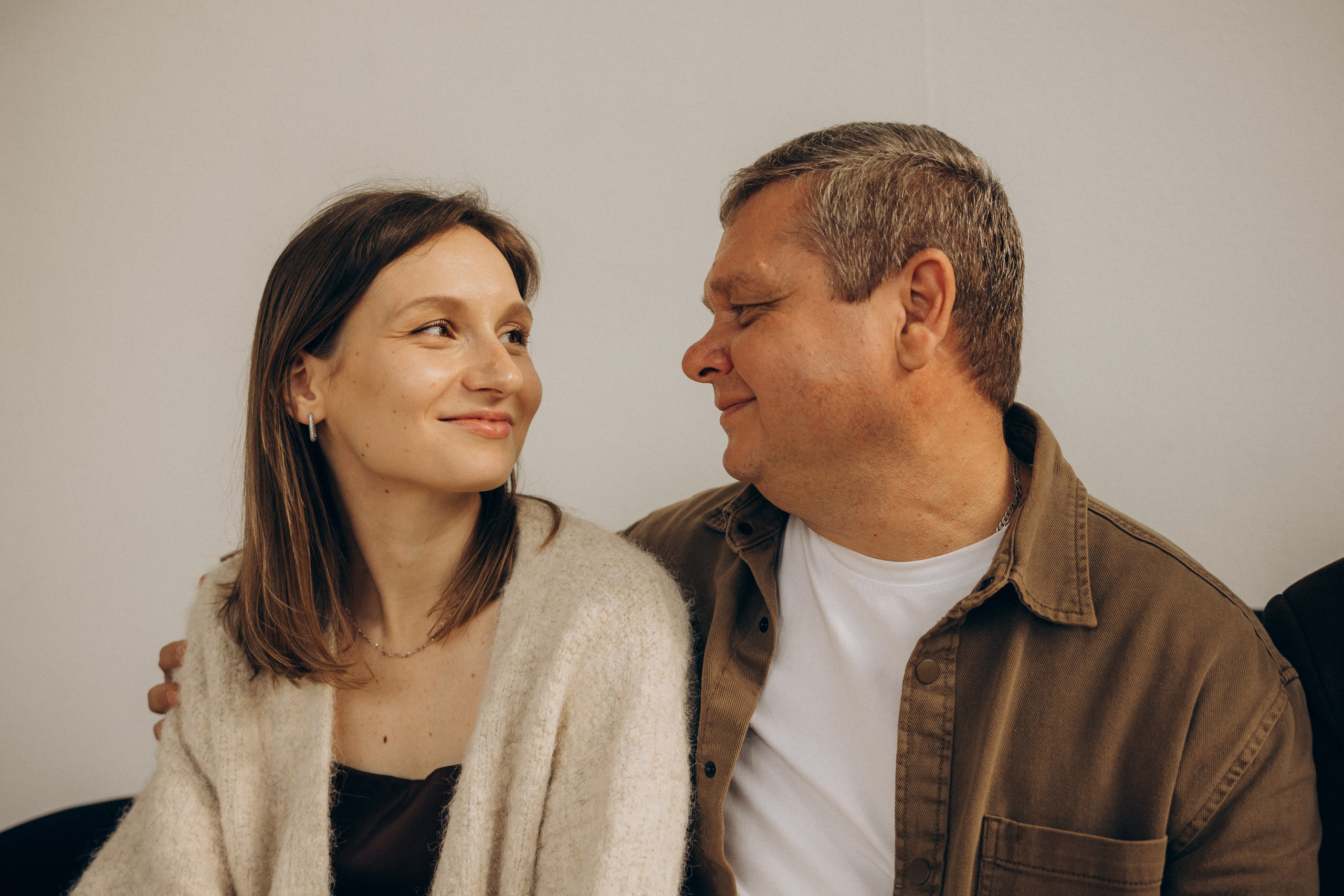 Семейная фотосессия, фотосессия поколения, фотосессия большой семьи, семейная фотосессия в студии