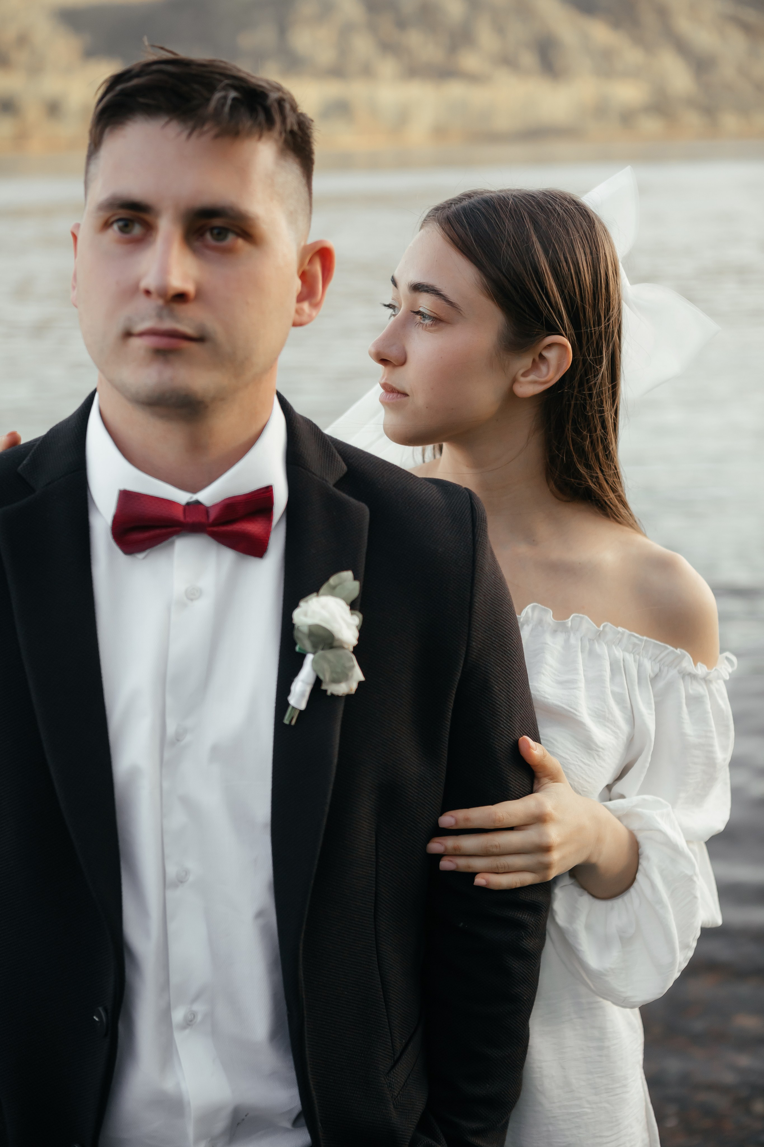 Фотосессия для пары на берегу Енисея