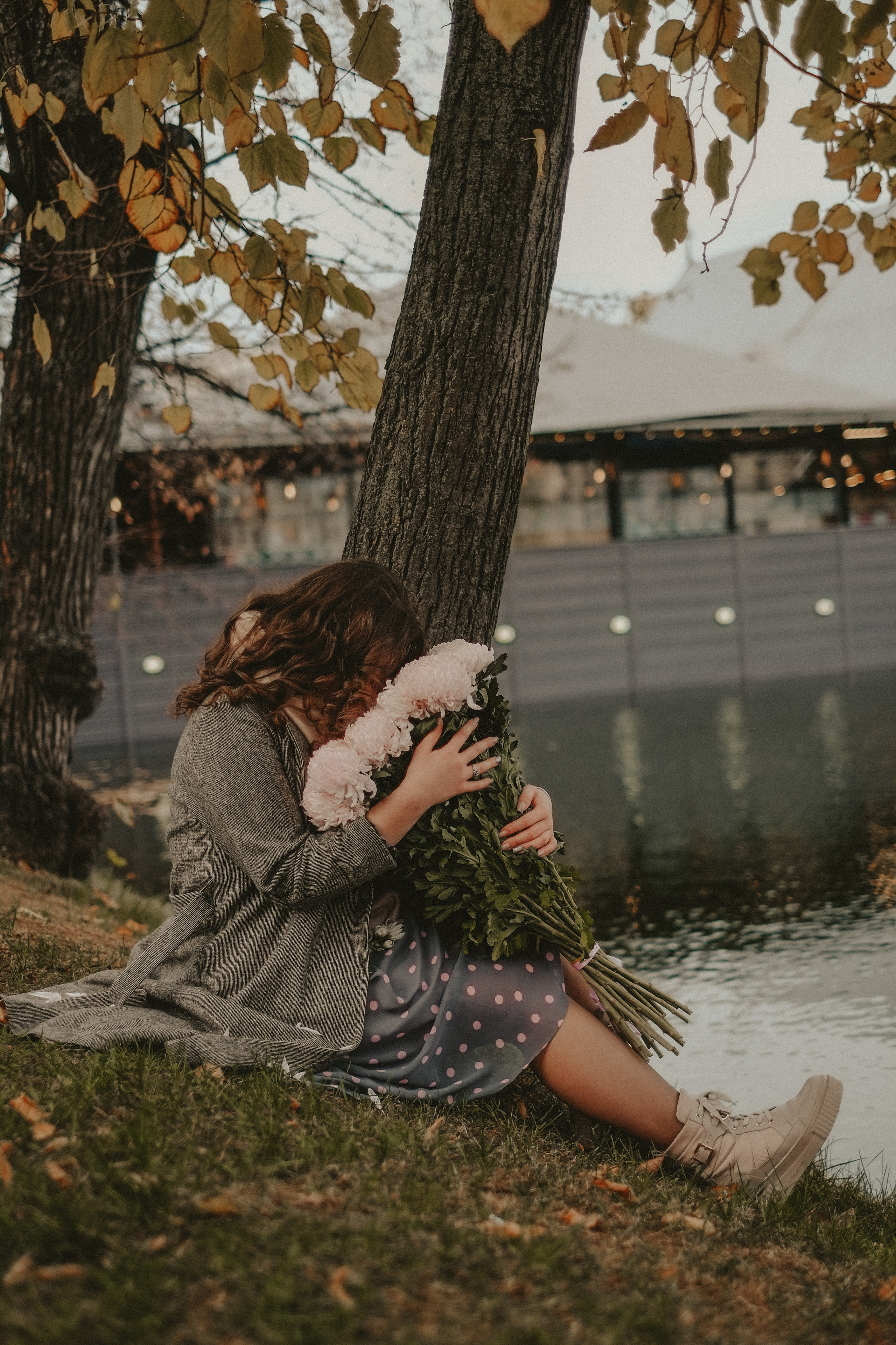 Девушка с цветами. Свадебный и семейный фотограф в Москве Инника Кетлер