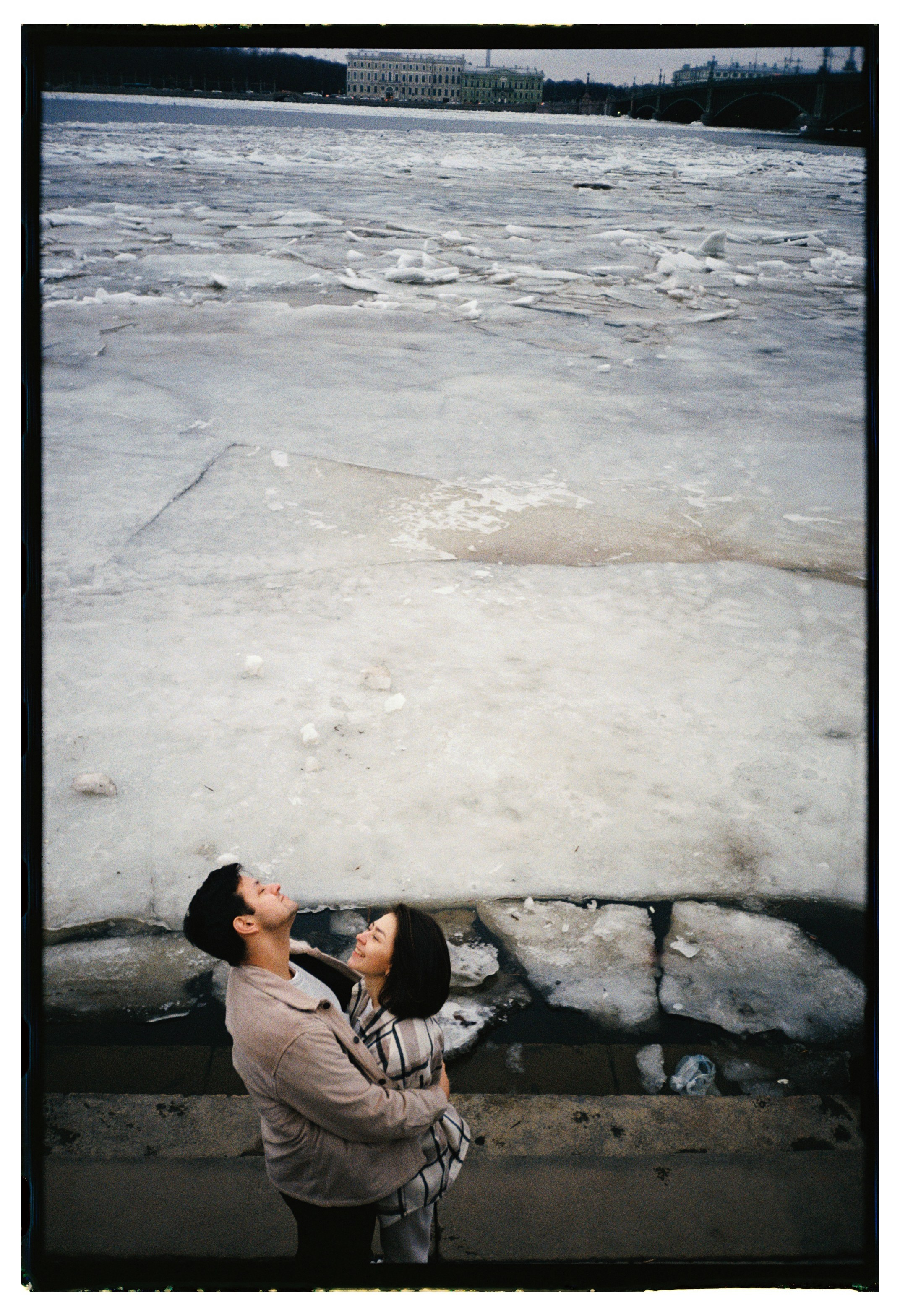 Фото на плёнку. Вера Пьянцева семейный, свадебный и парный фотограф в Санкт-Петербурге