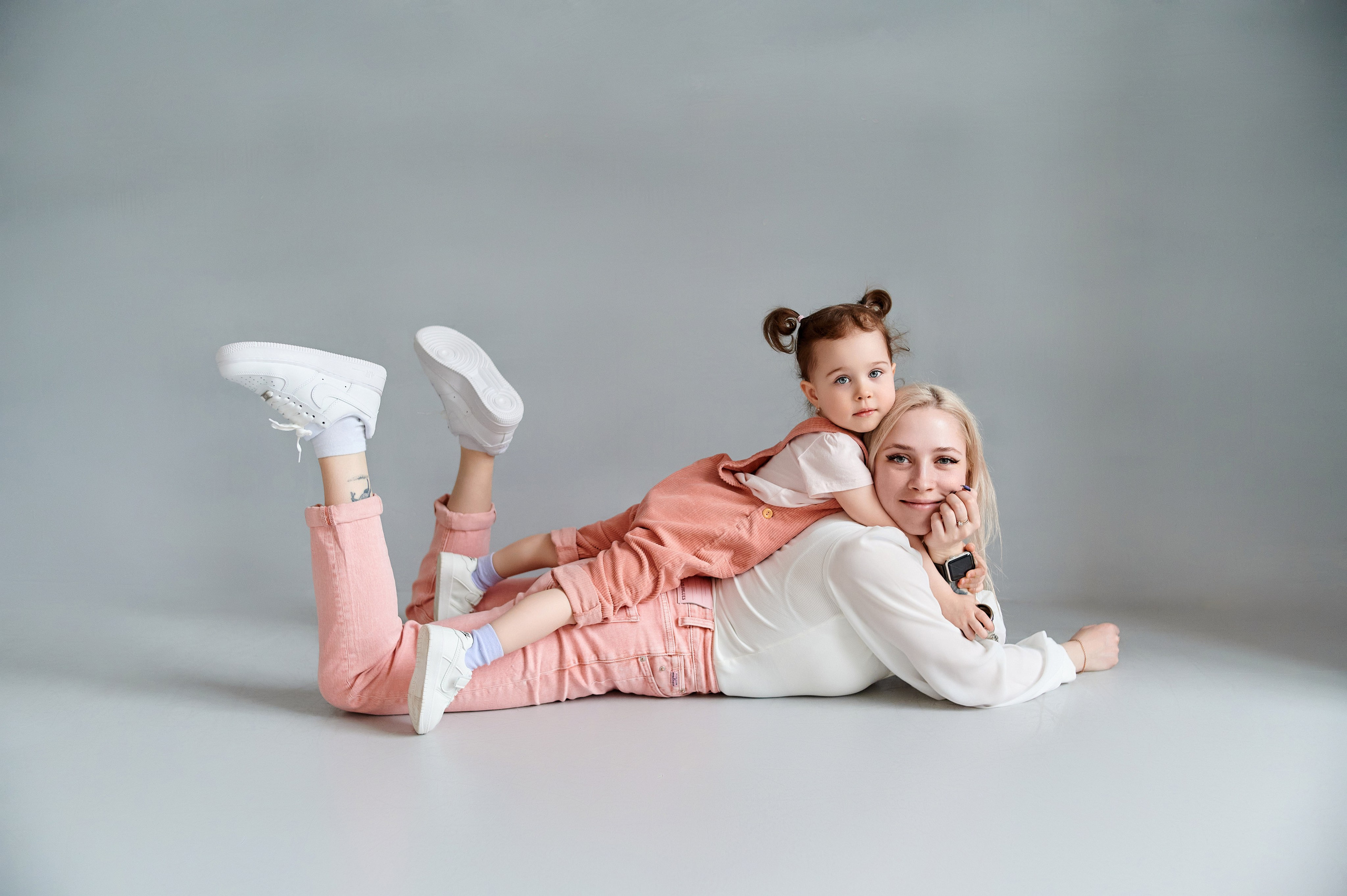 В студии. Семейный и детский фотограф в г. Ногинске Ангелина Хасанова