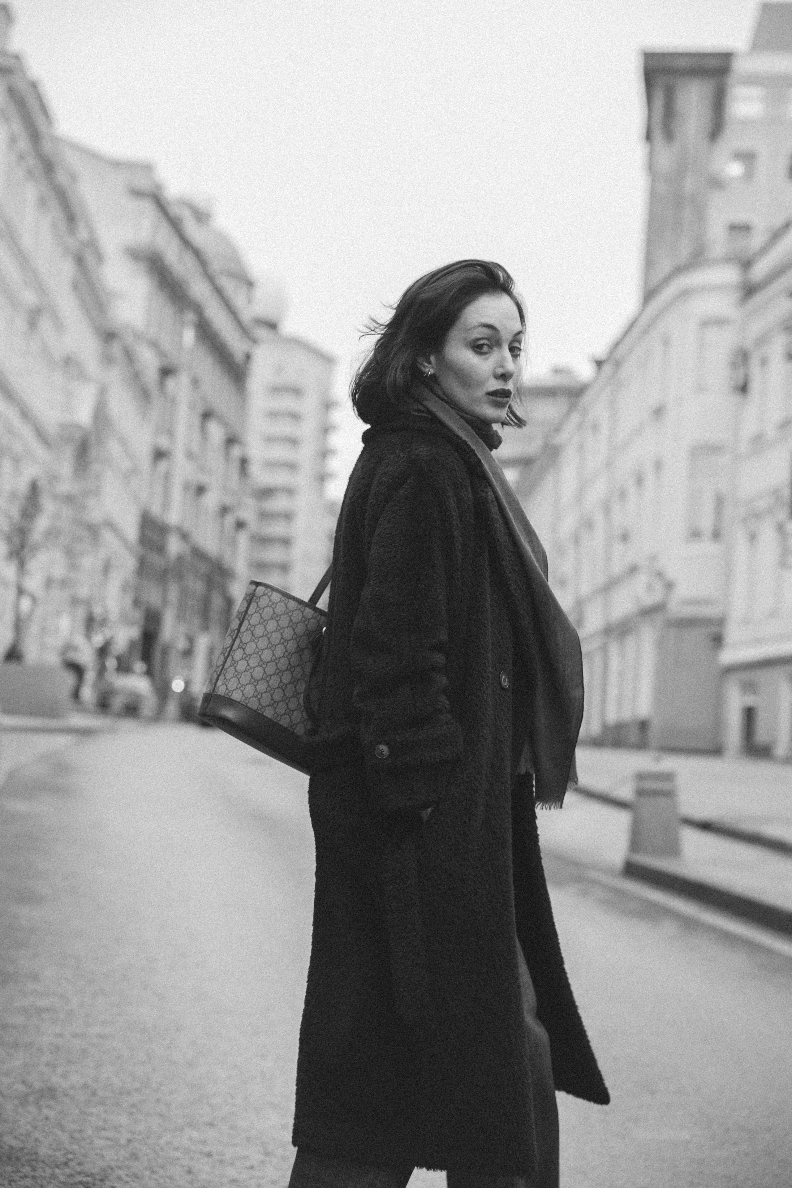 ОЛЯ. Я фотограф из Москвы к Вашим услугам